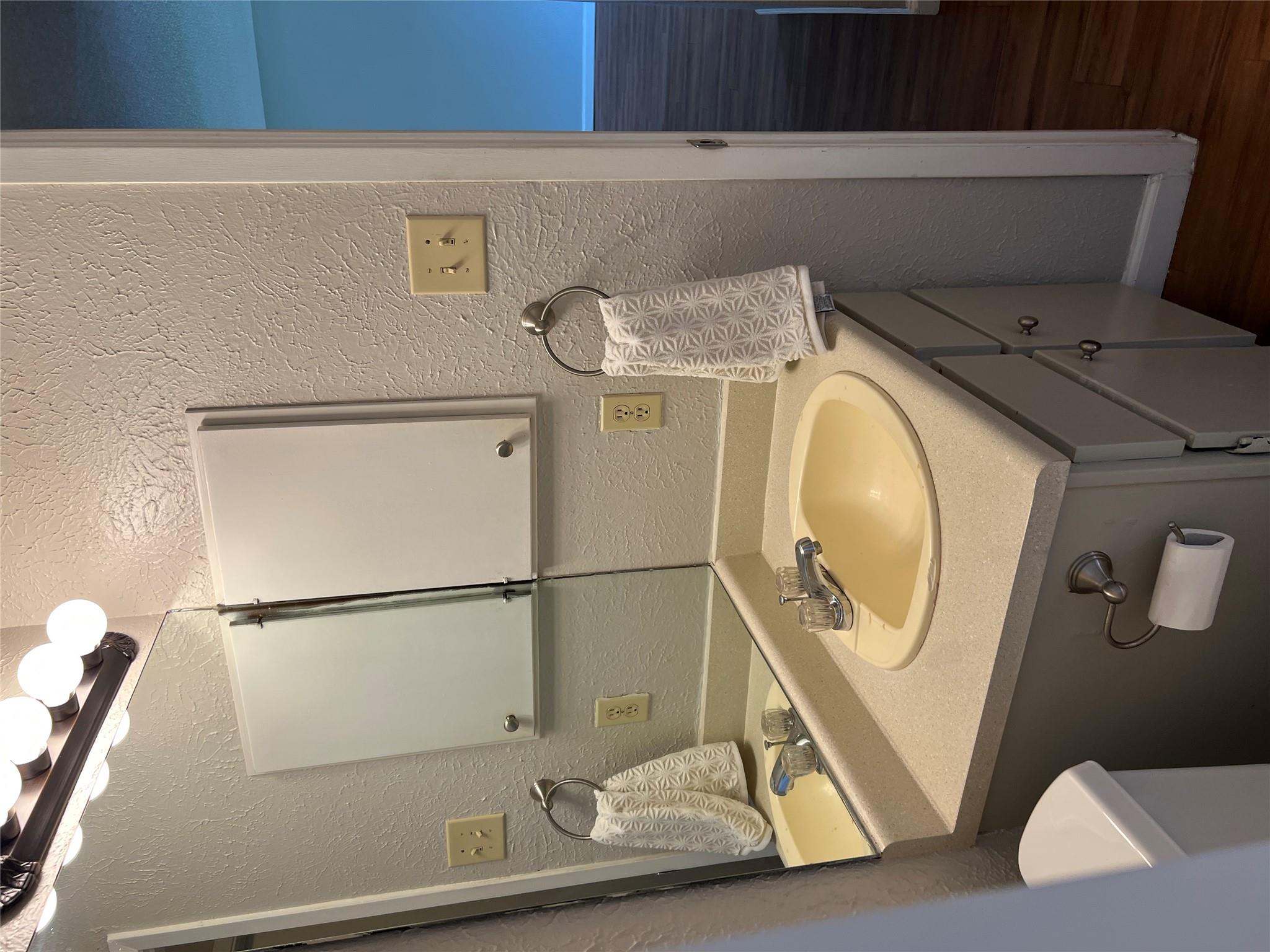 6204 Shadow Bnd, Austin, TX 78745