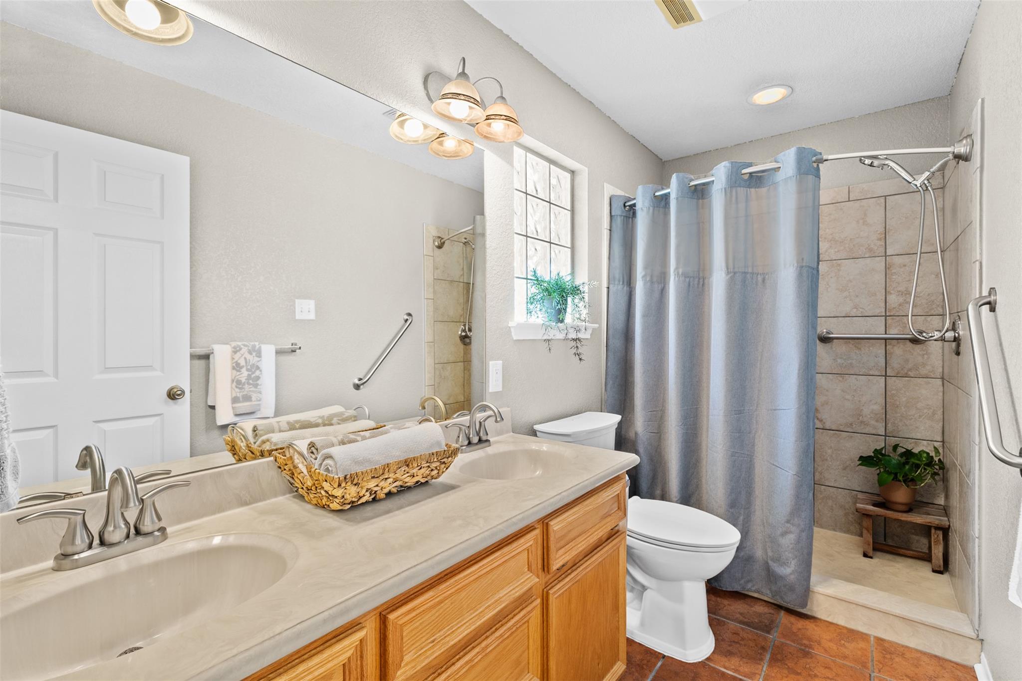 8 Hawthorn Ct, Belton, TX 76513