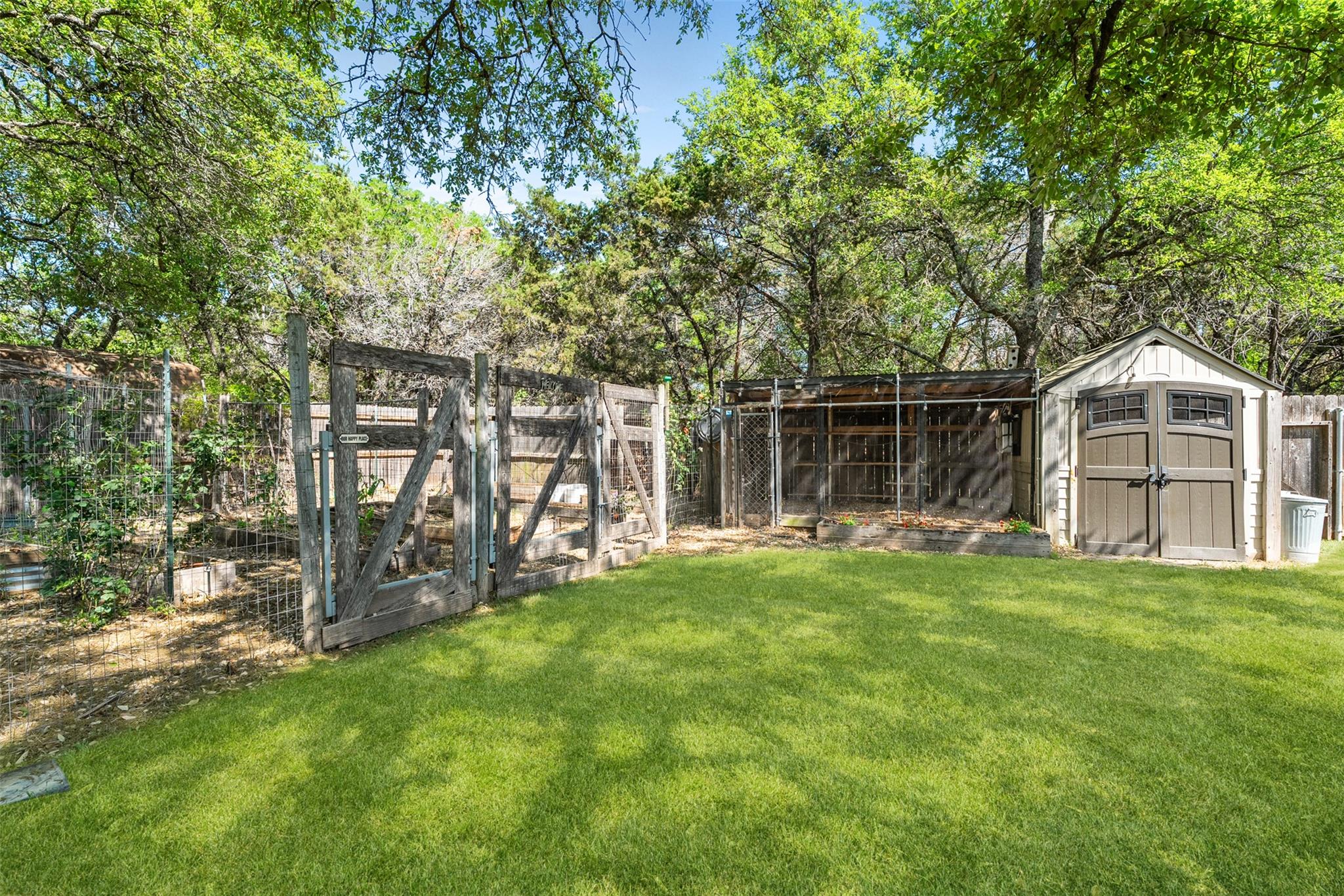 8 Hawthorn Ct, Belton, TX 76513