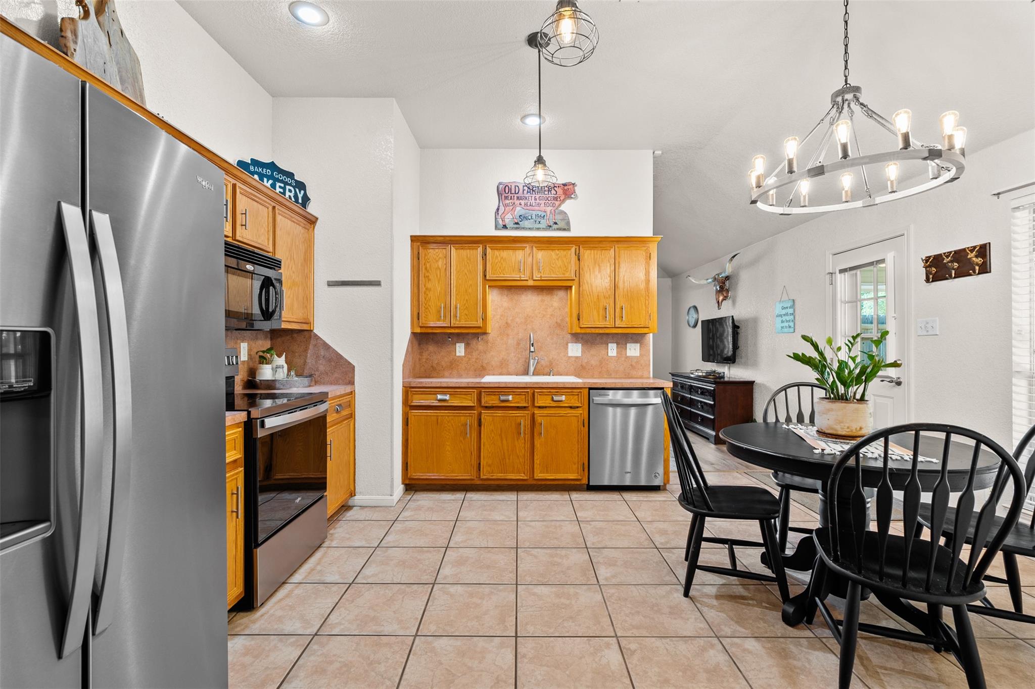 8 Hawthorn Ct, Belton, TX 76513