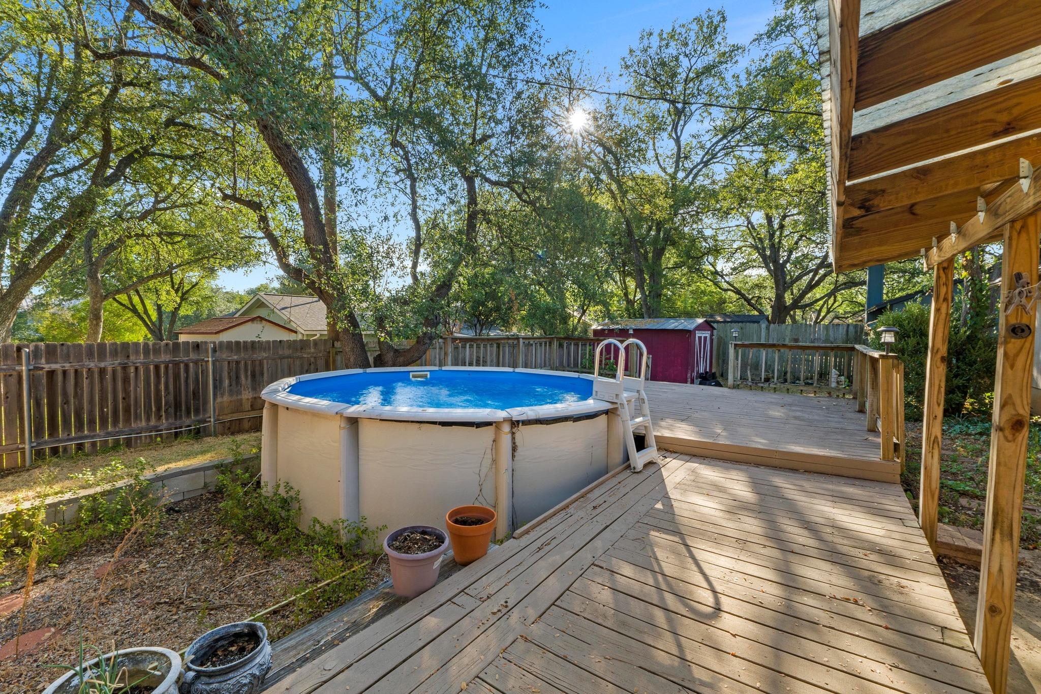 3904 Burr Oak Ln, Austin, TX 78727