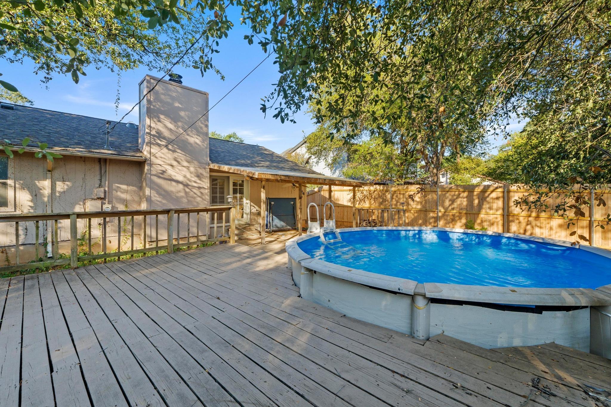 3904 Burr Oak Ln, Austin, TX 78727