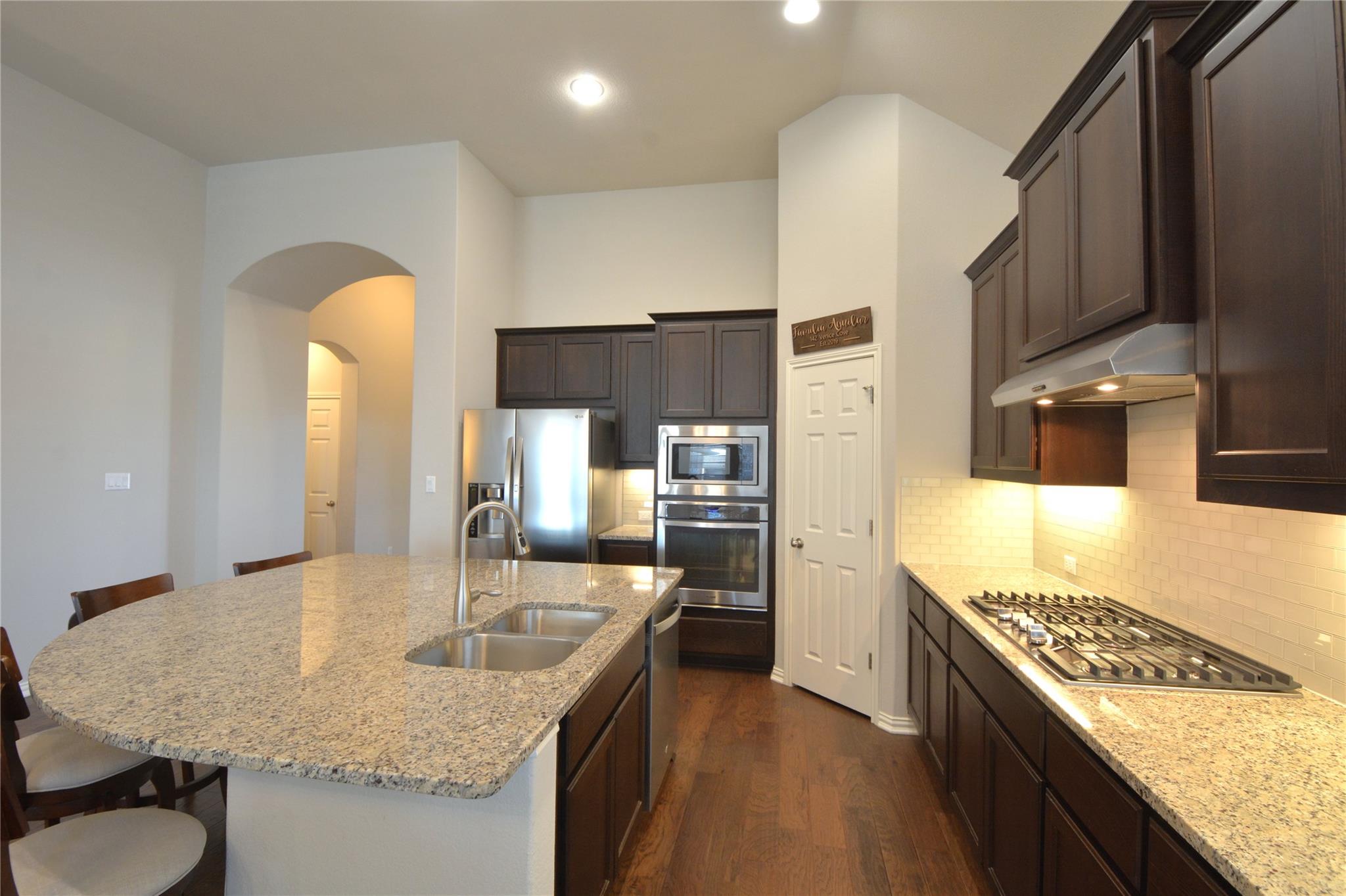 142 Venice Cv, Austin, TX 78737