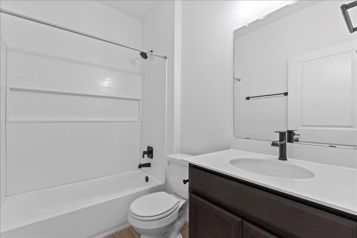 11905 Paseo De Los Lagos Ln, Manor, TX 78653