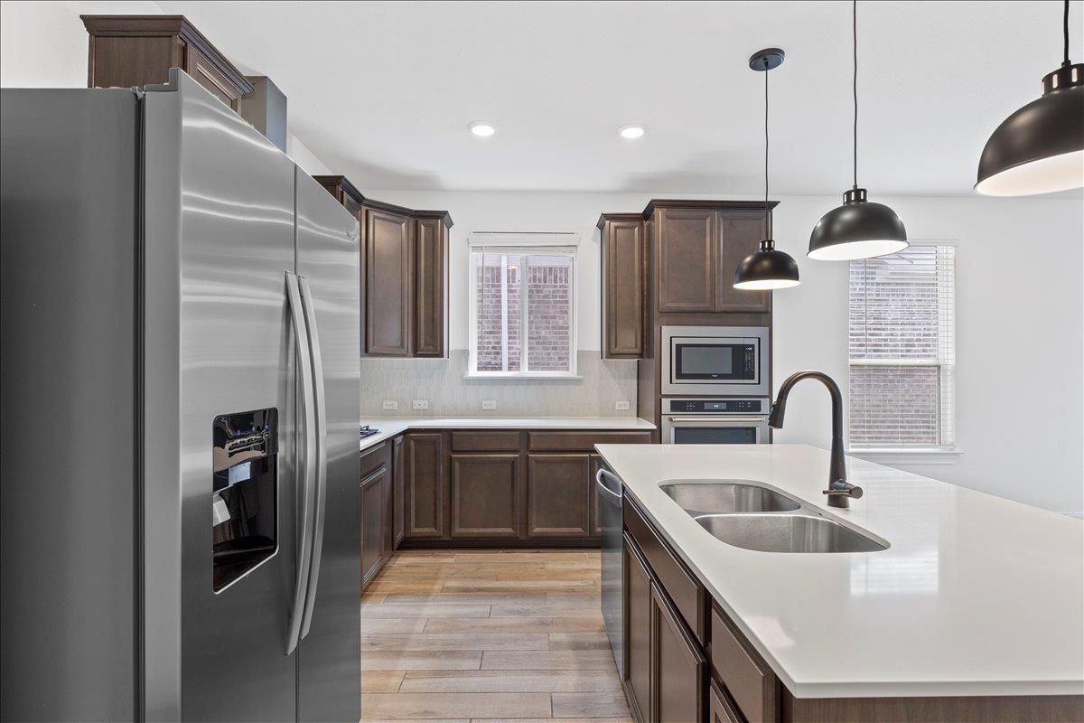 11905 Paseo De Los Lagos Ln, Manor, TX 78653