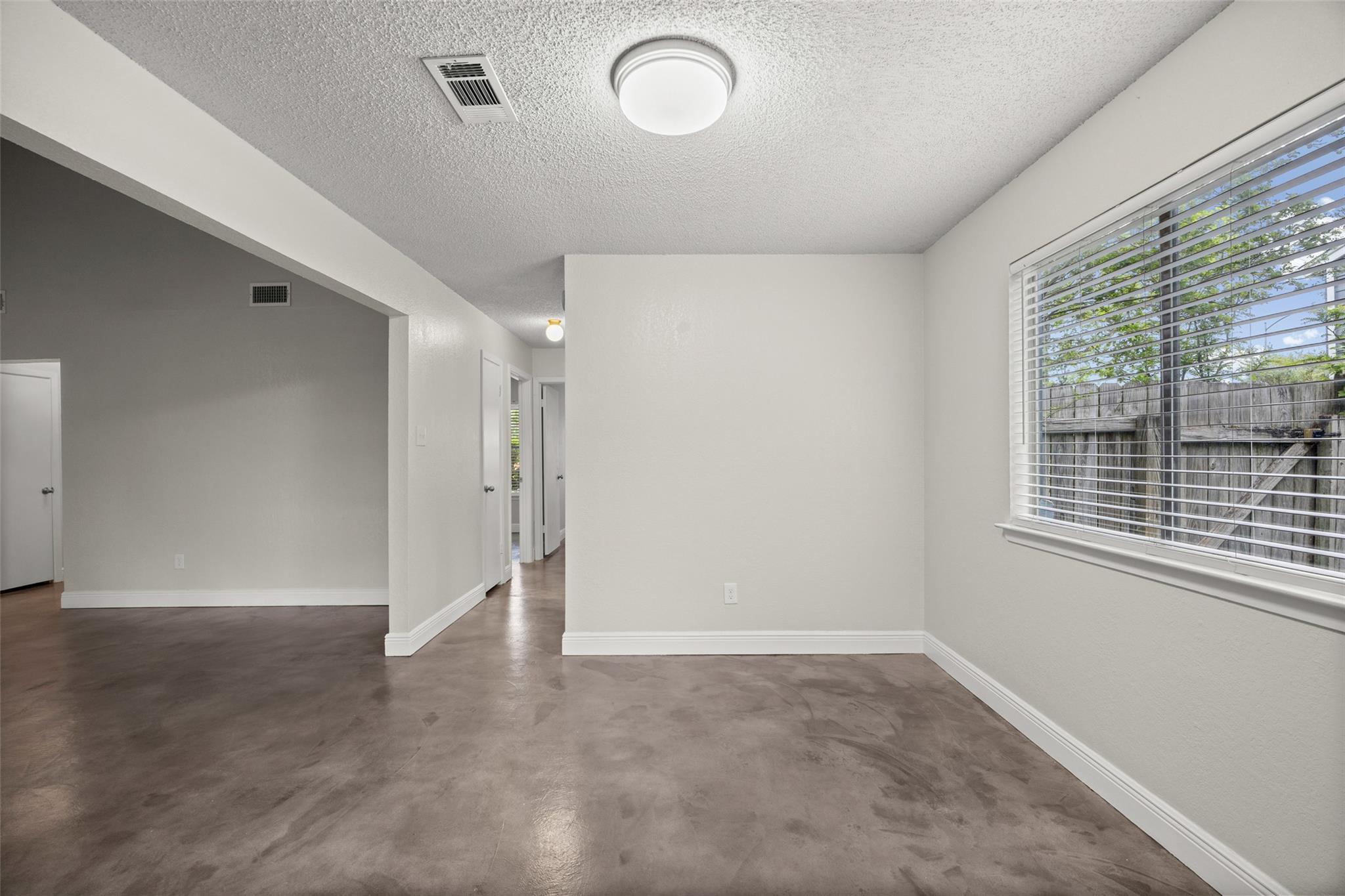 7502 Chelmsford Dr, Austin, TX 78736