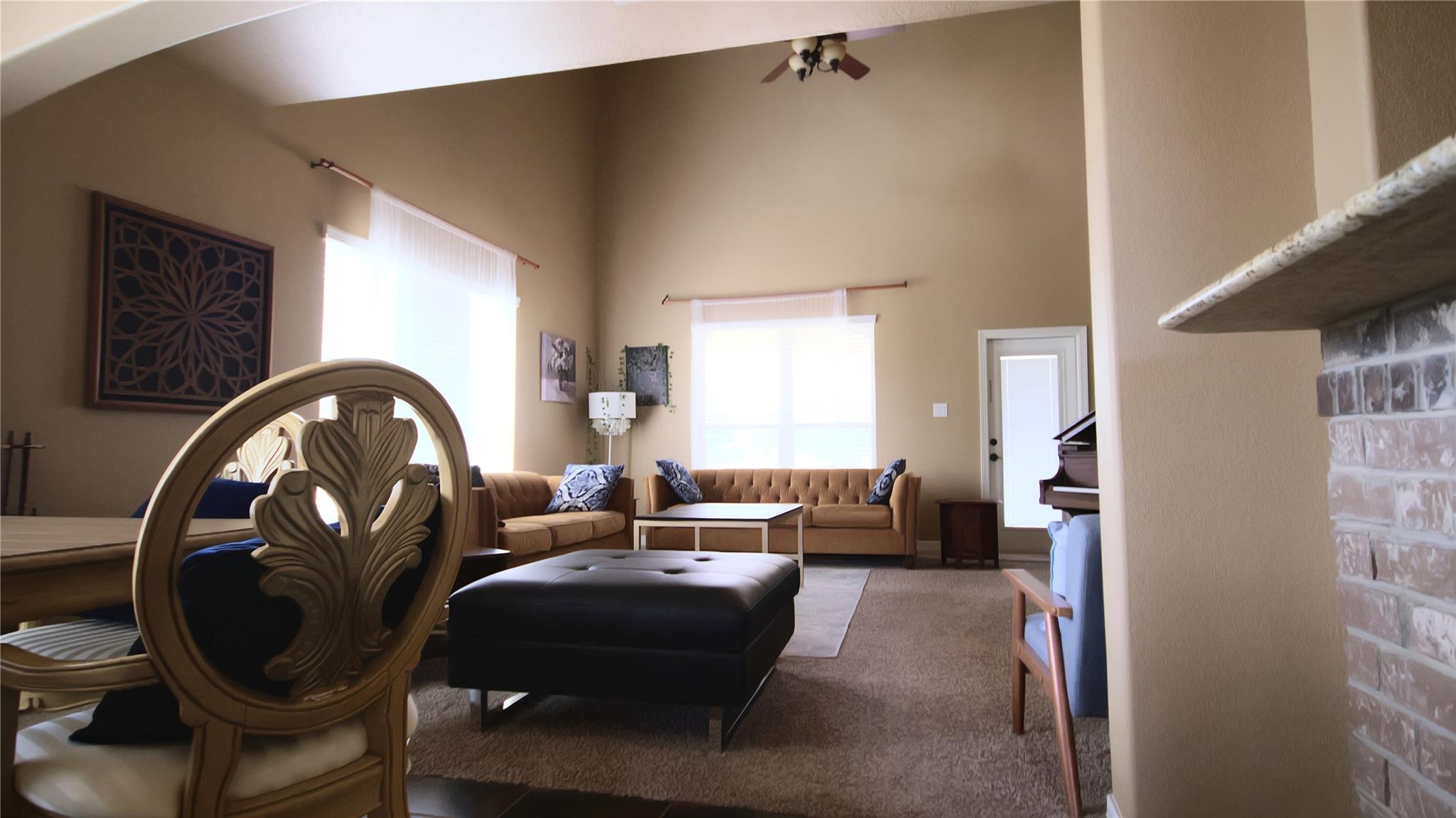 818 Dewitt Dr, San Marcos, TX 78666