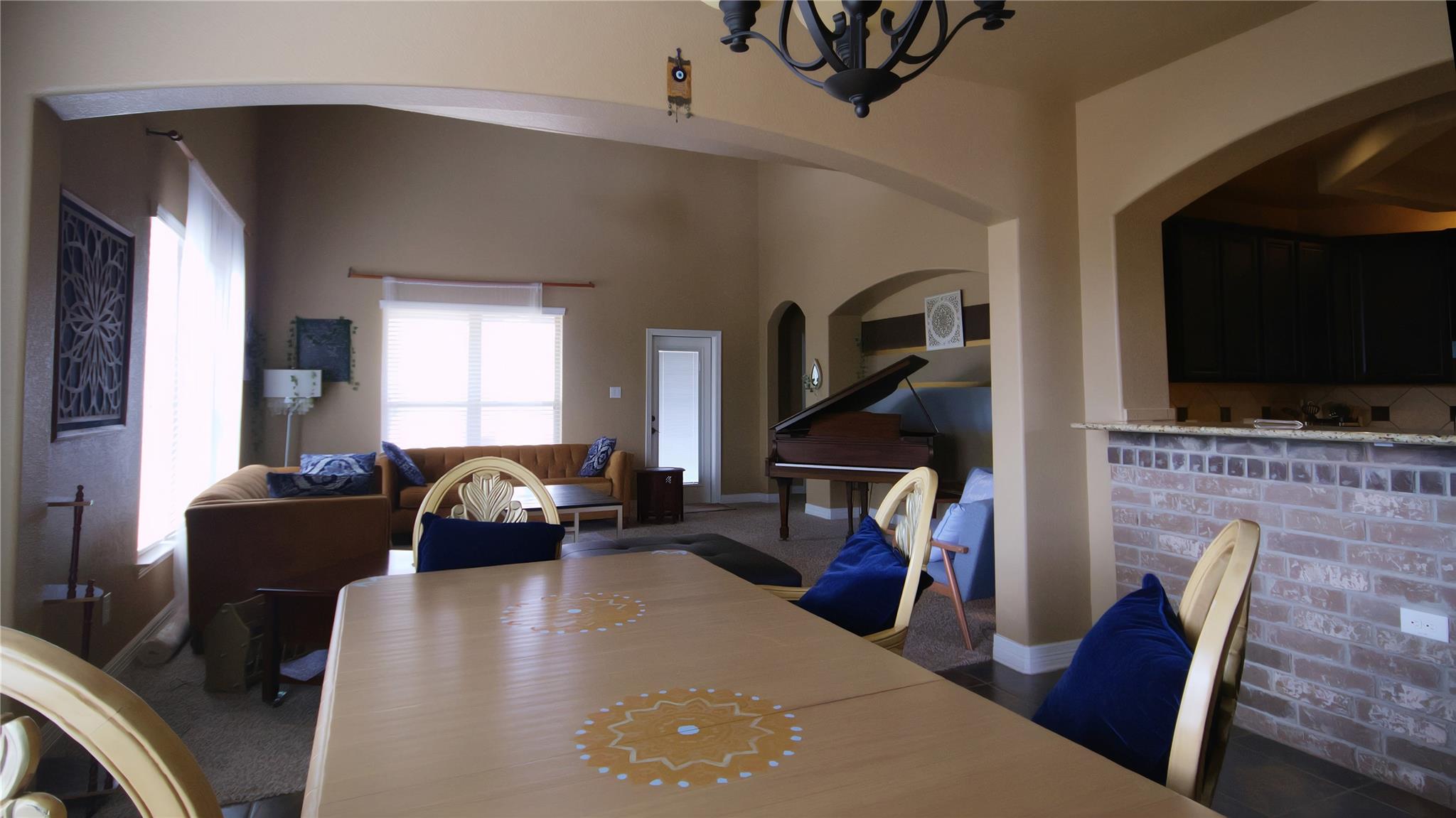 818 Dewitt Dr, San Marcos, TX 78666