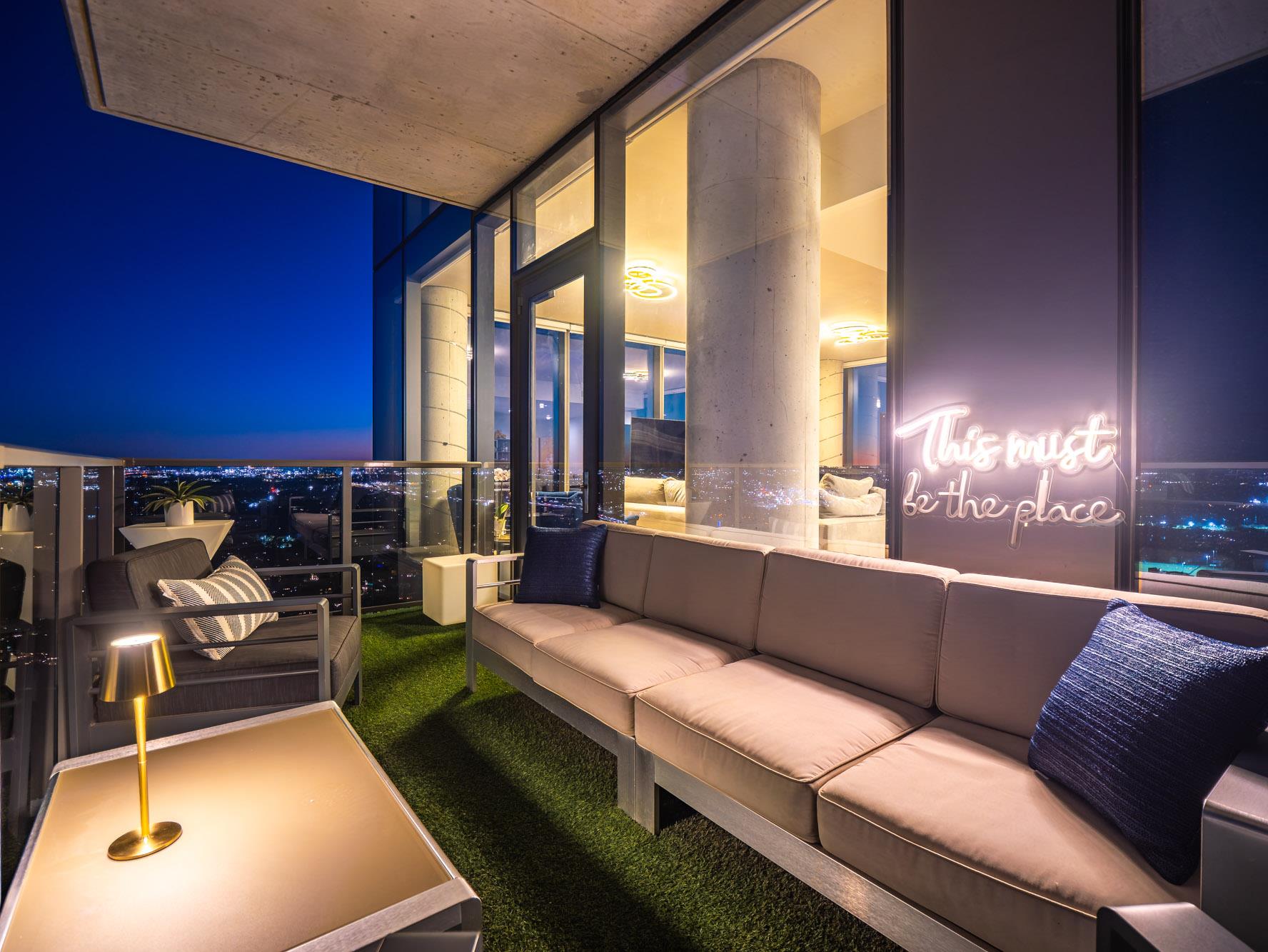 44 East Ave # 3707, Austin, TX 78701