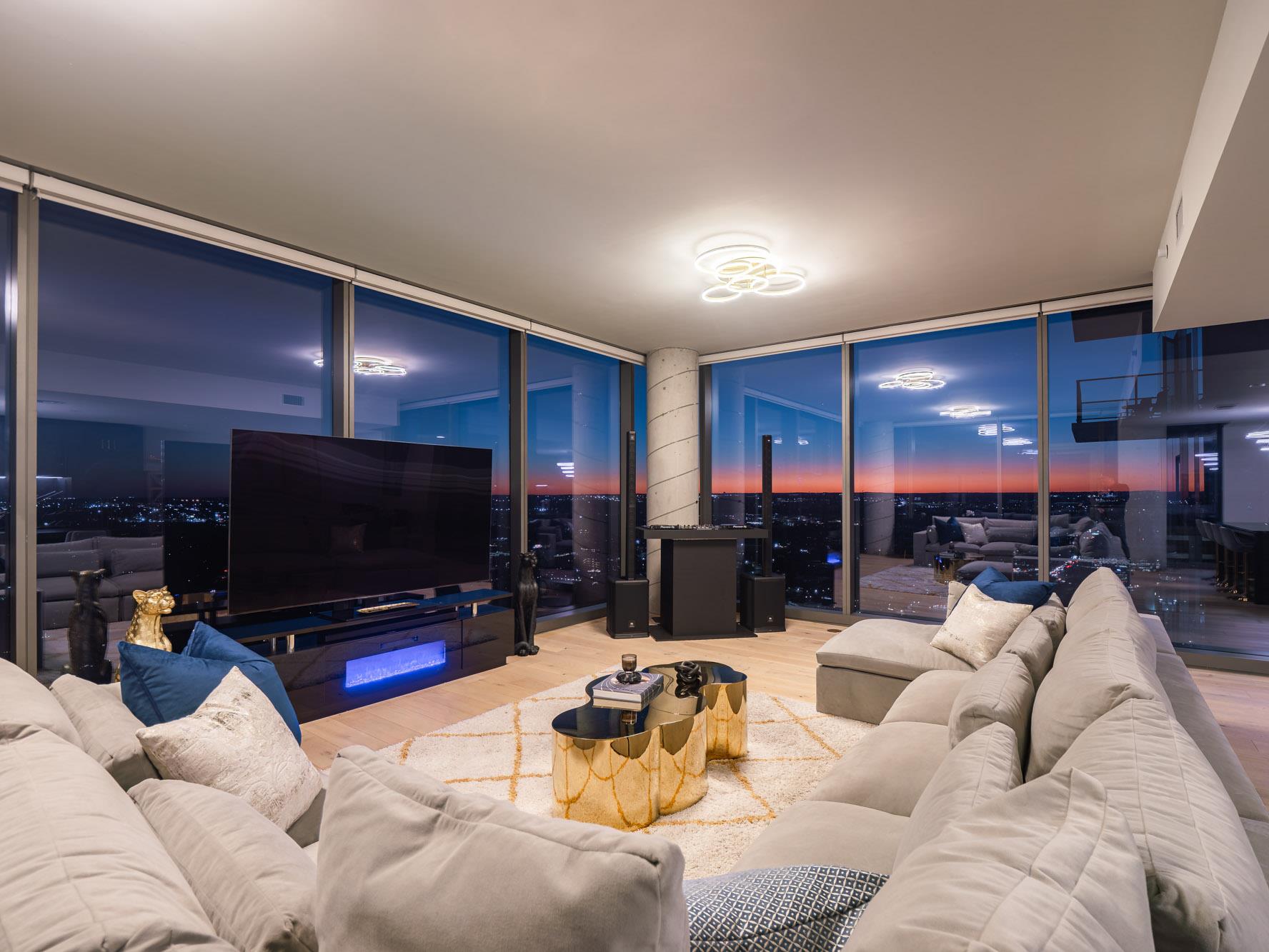 44 East Ave # 3707, Austin, TX 78701