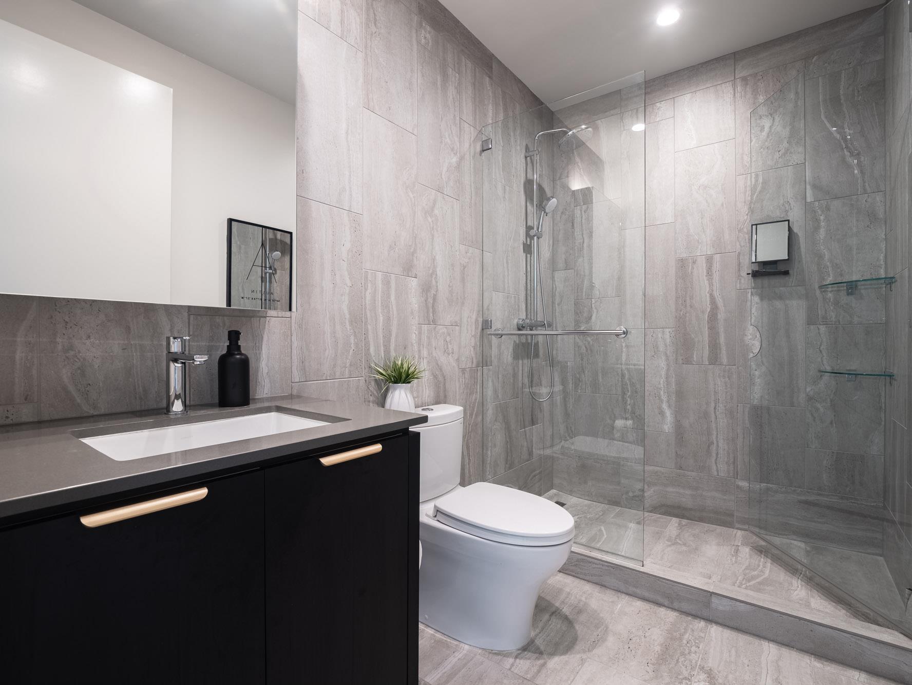 44 East Ave # 3707, Austin, TX 78701