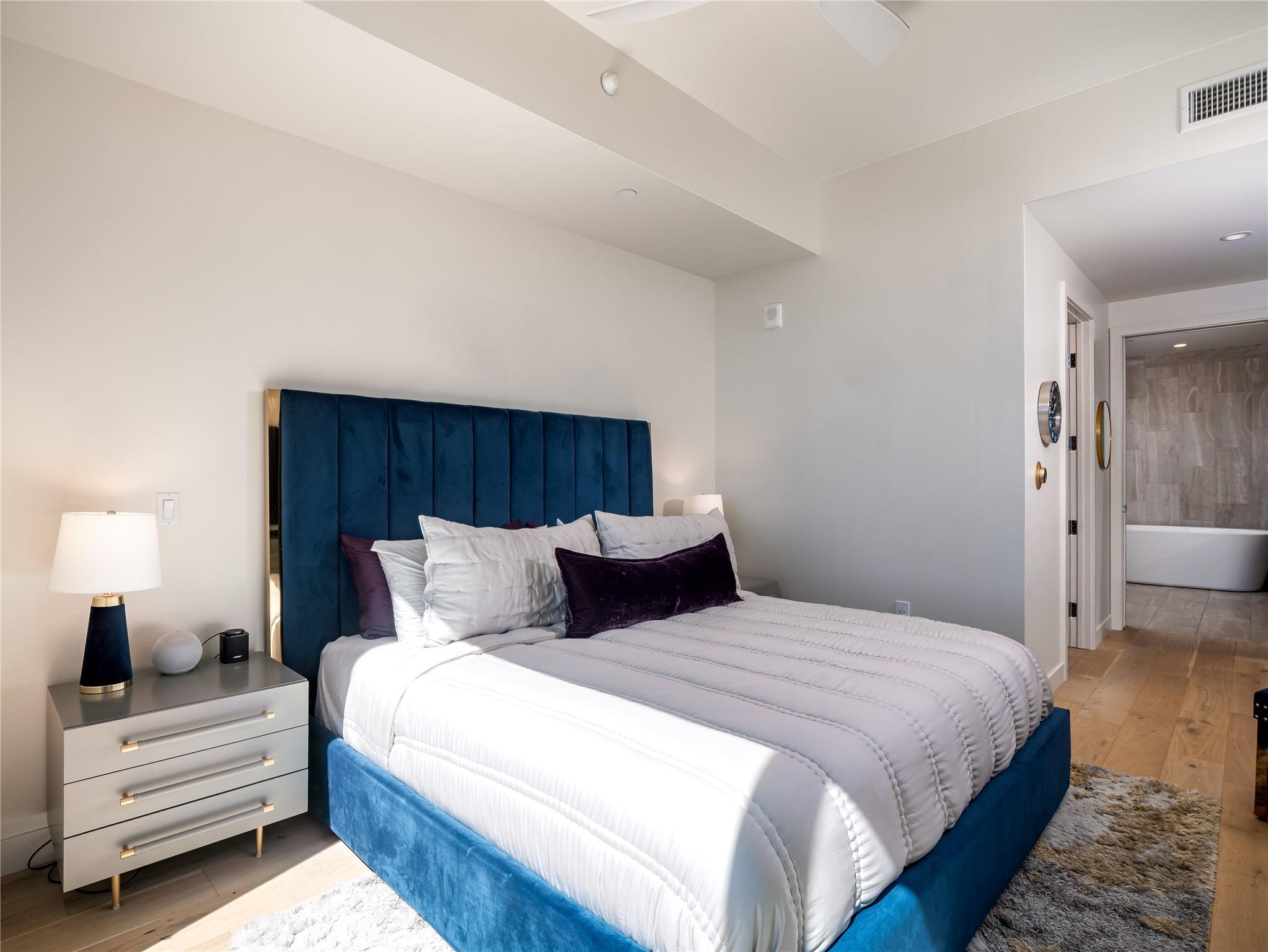 44 East Ave # 3707, Austin, TX 78701