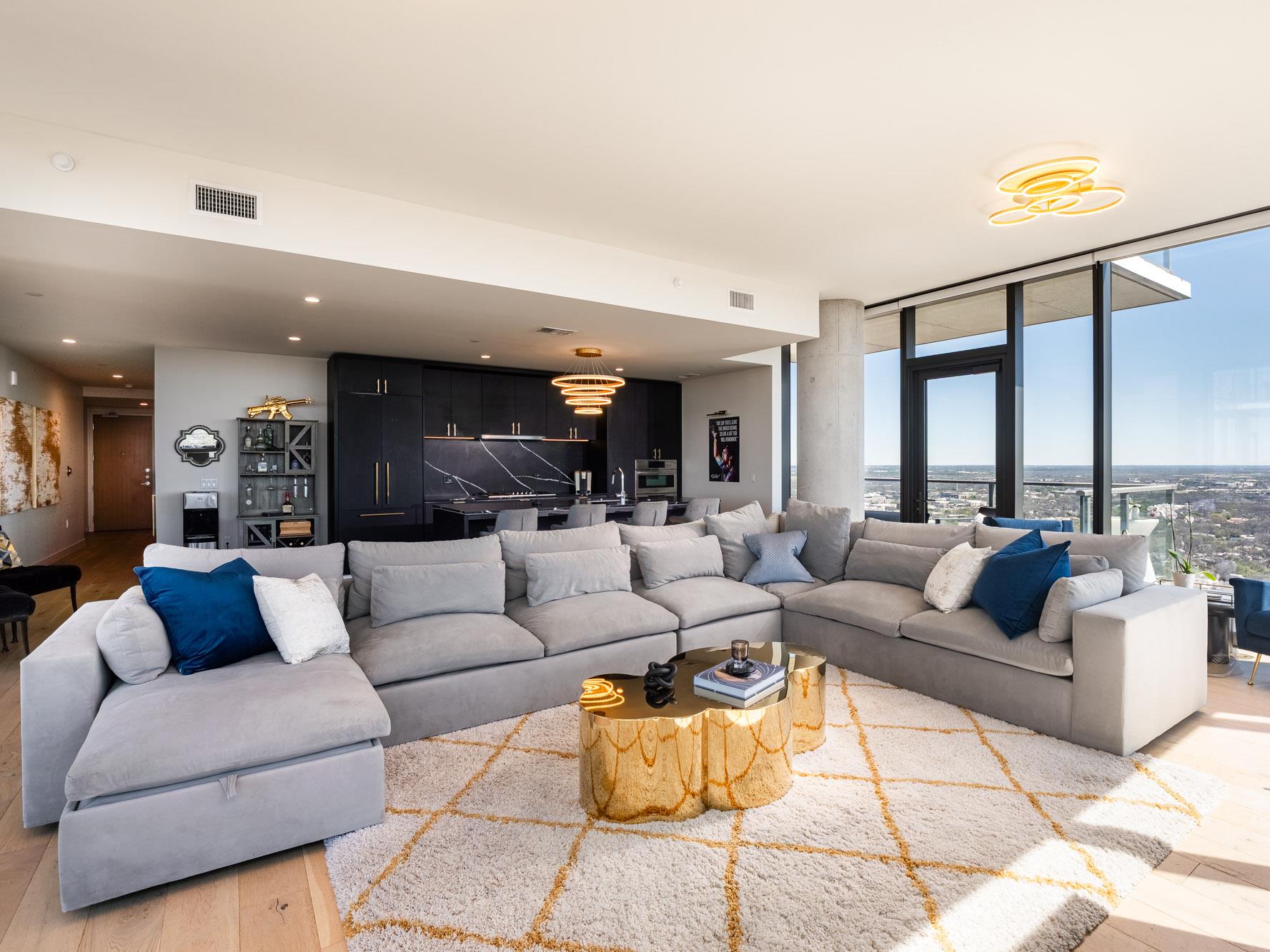 44 East Ave # 3707, Austin, TX 78701