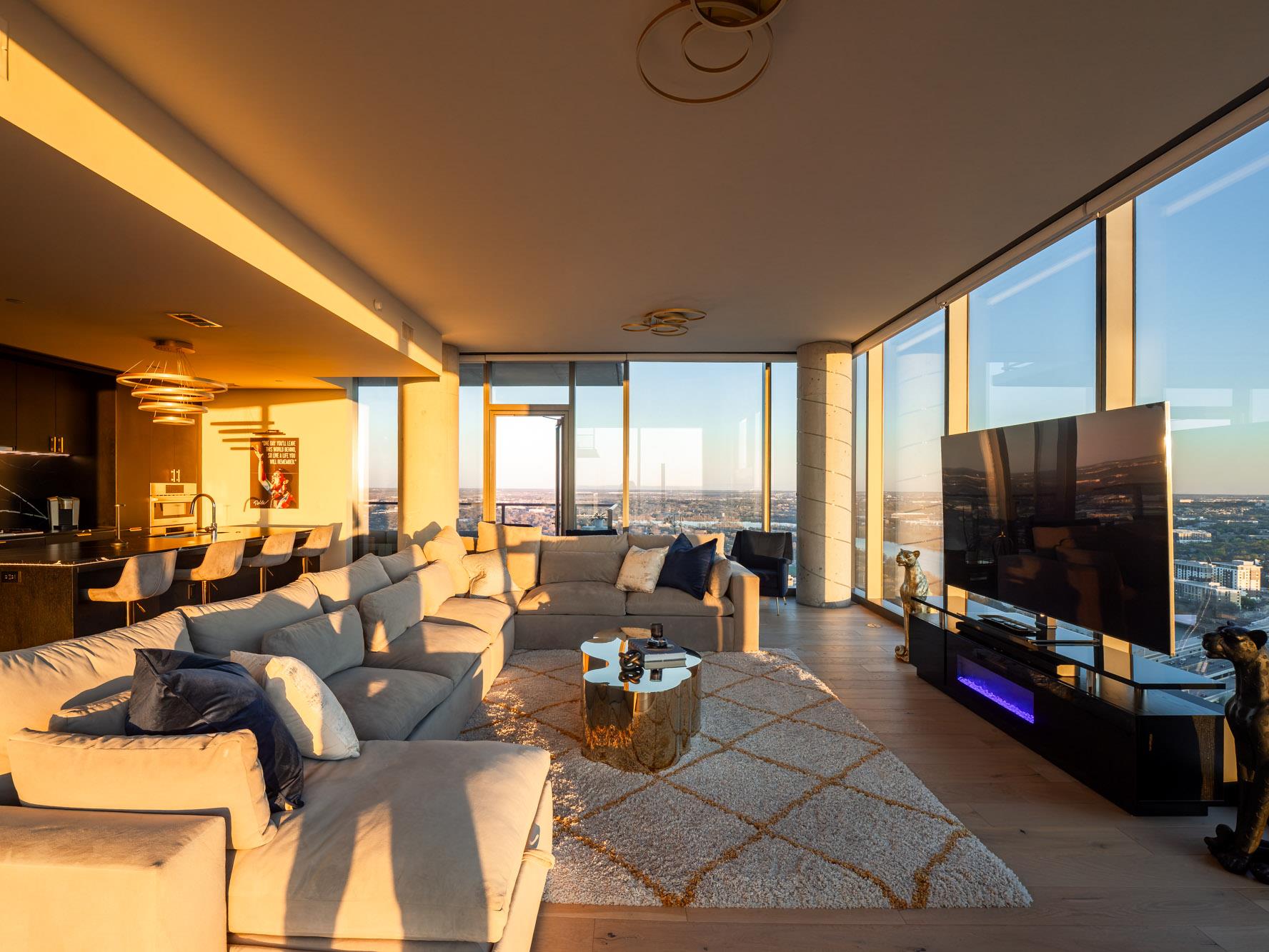 44 East Ave # 3707, Austin, TX 78701