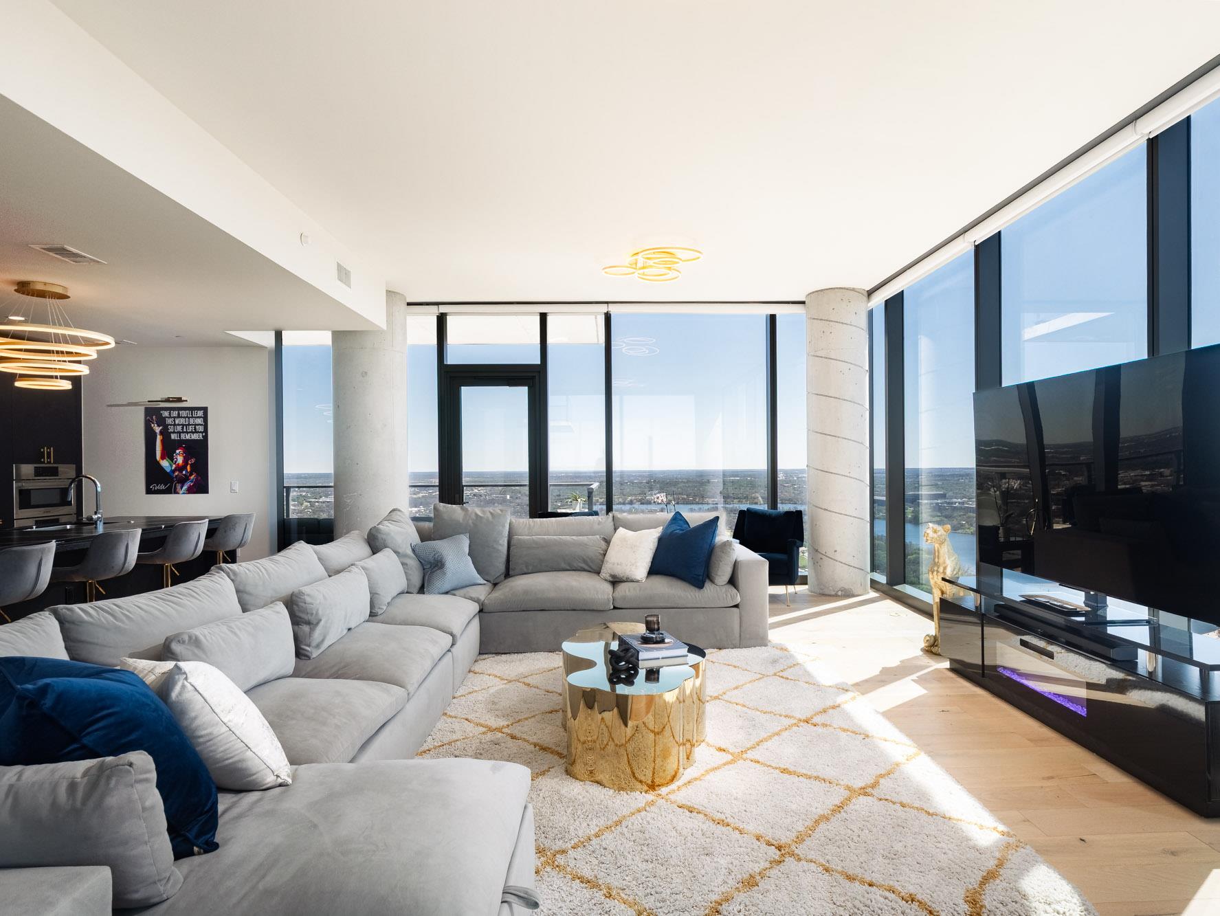 44 East Ave # 3707, Austin, TX 78701