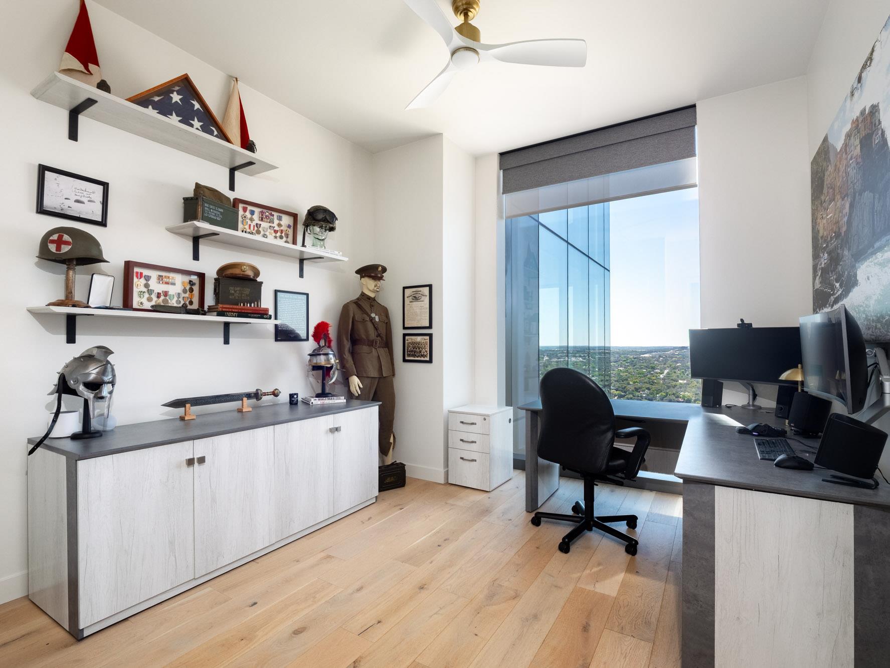 44 East Ave # 3707, Austin, TX 78701