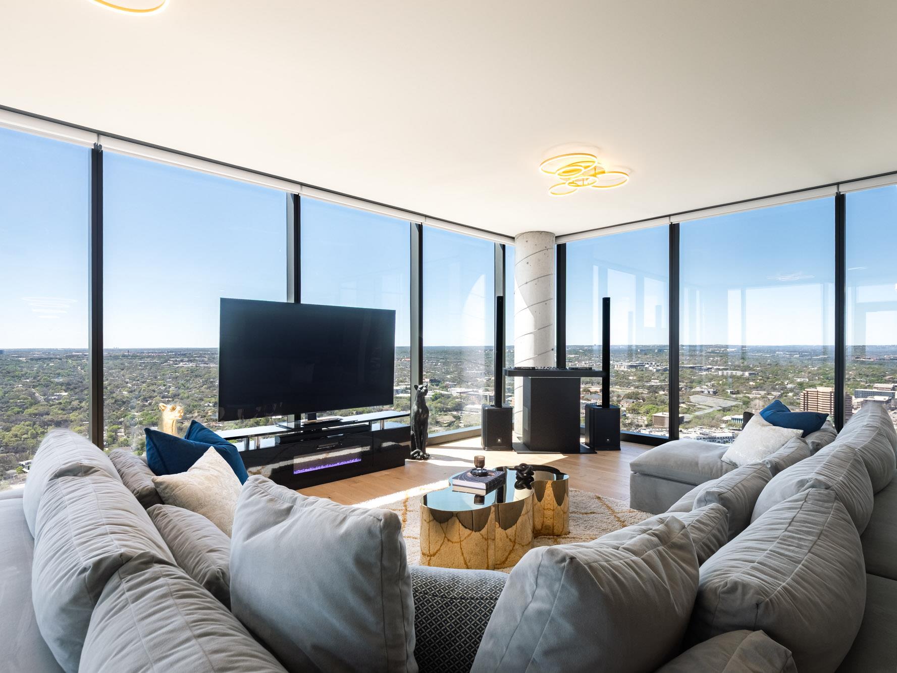 44 East Ave # 3707, Austin, TX 78701