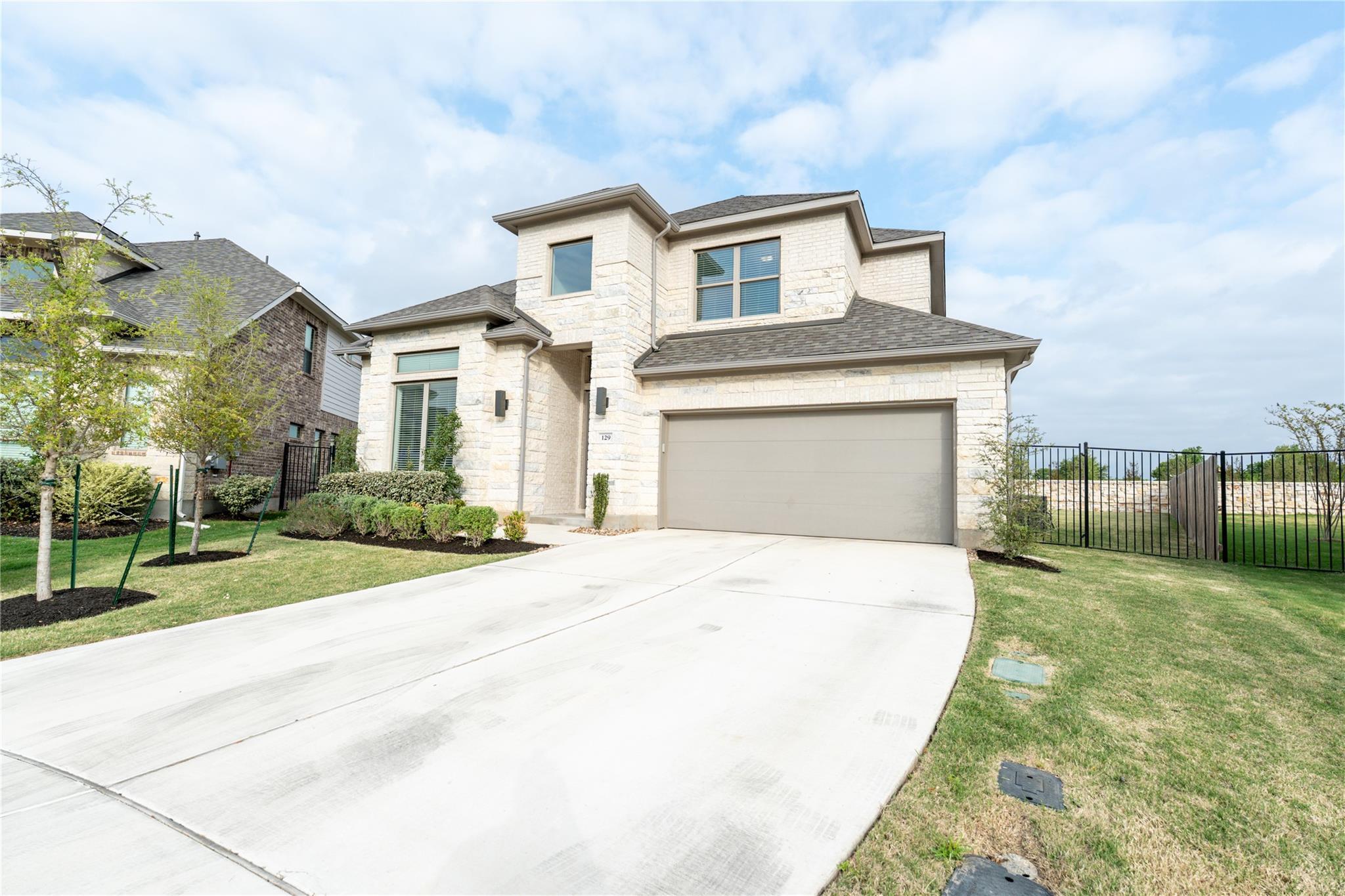 129 Menlo Bnd, Liberty Hill, TX 78642