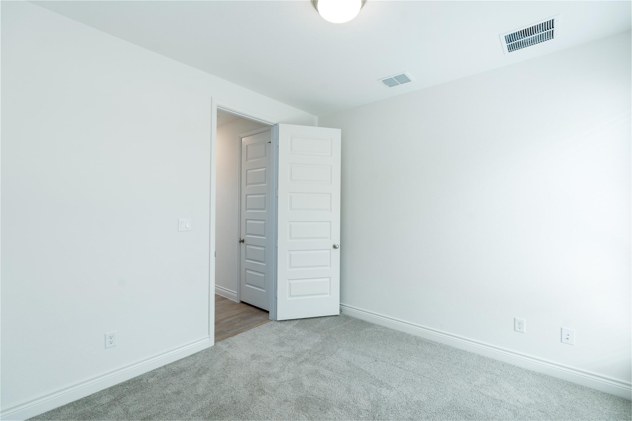 129 Menlo Bnd, Liberty Hill, TX 78642