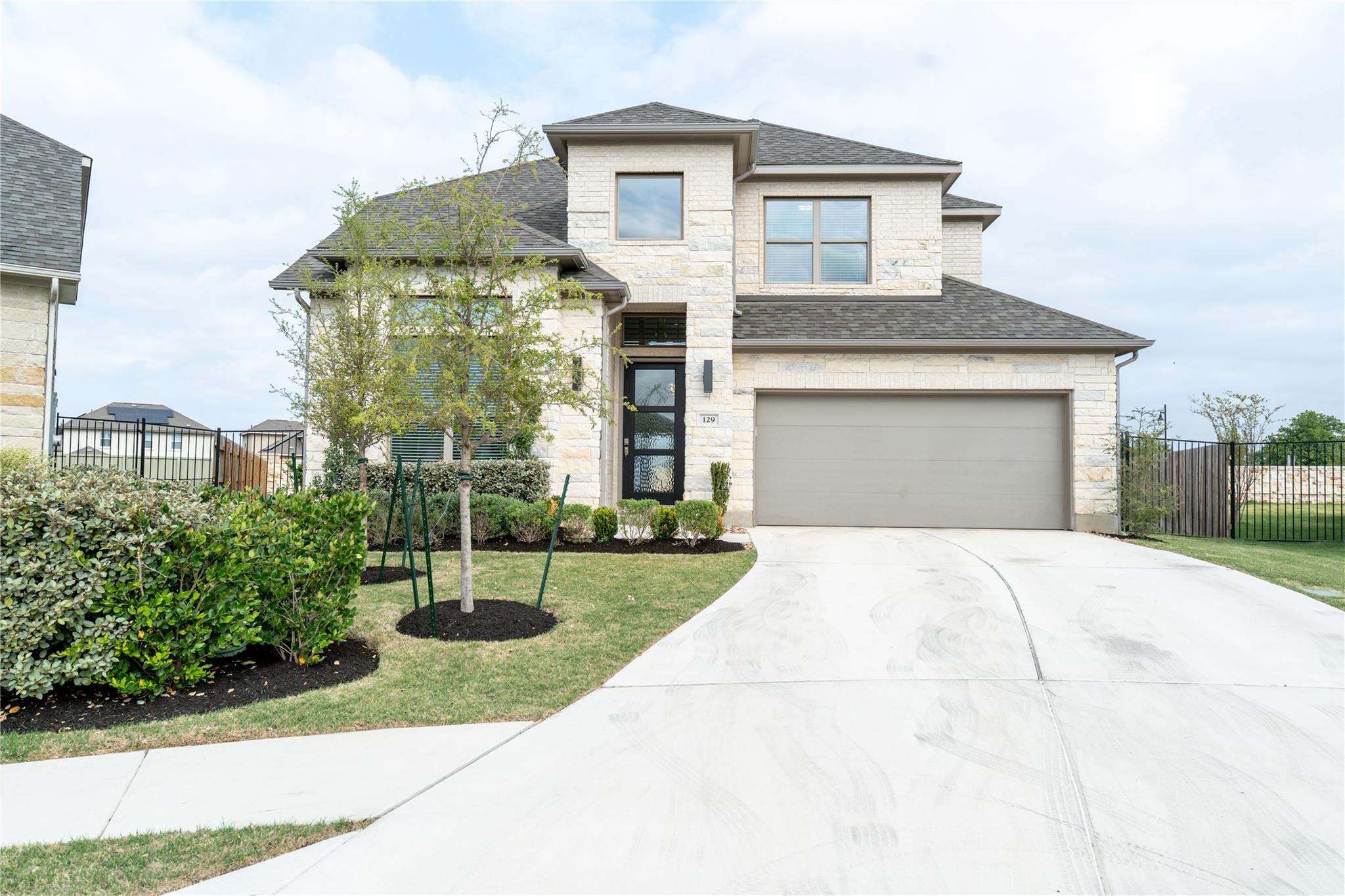 129 Menlo Bnd, Liberty Hill, TX 78642