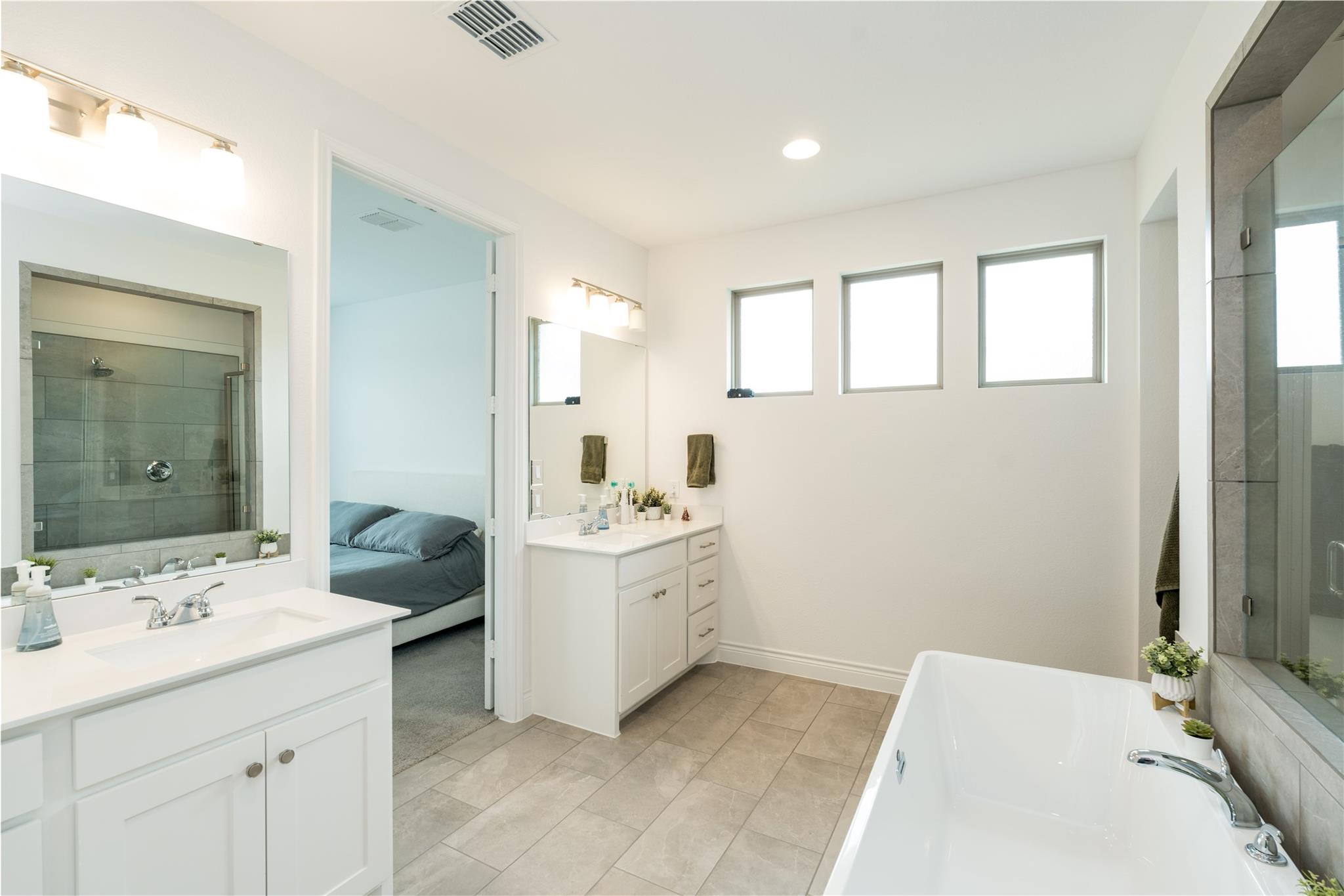 129 Menlo Bnd, Liberty Hill, TX 78642