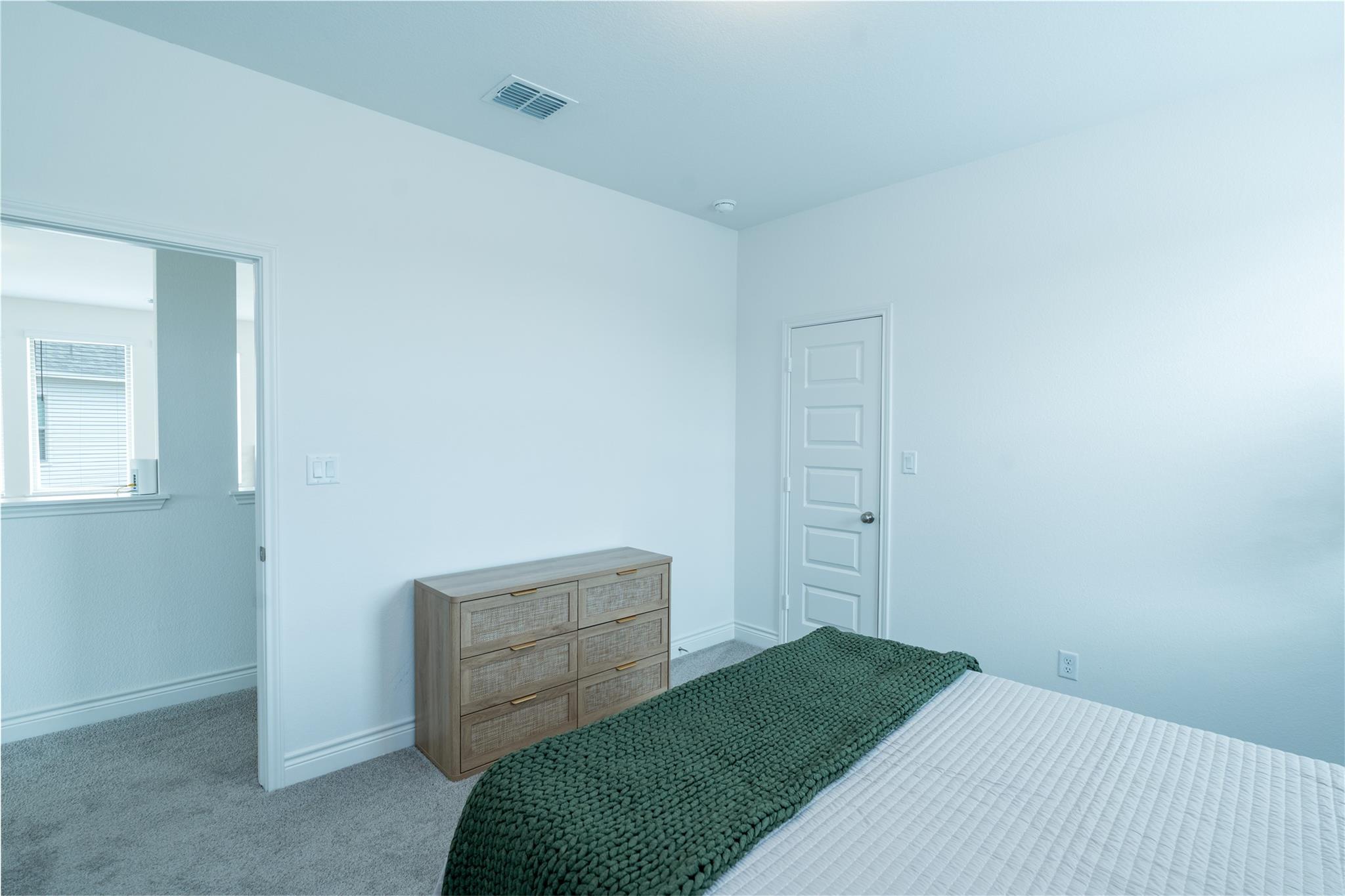 129 Menlo Bnd, Liberty Hill, TX 78642