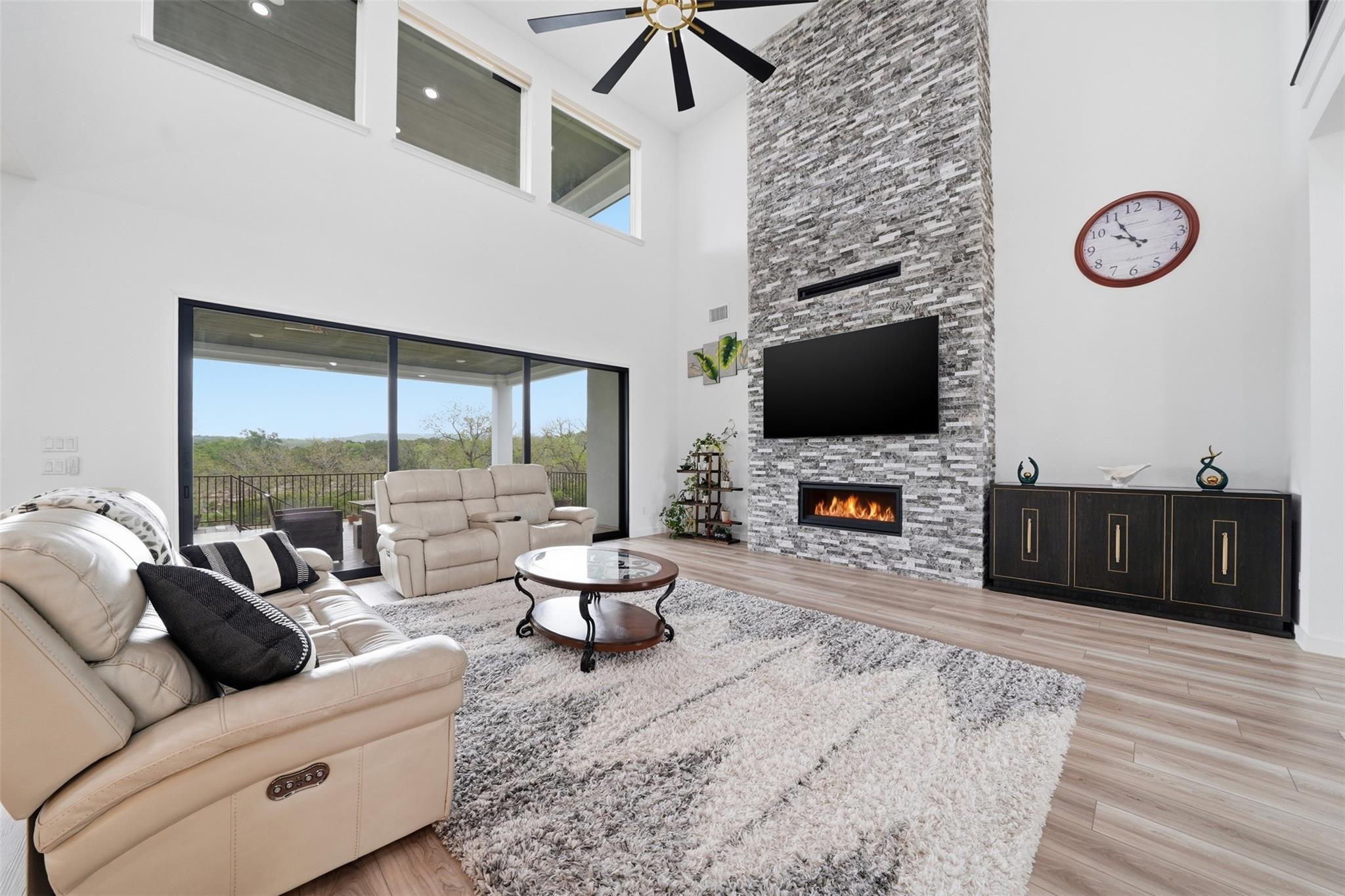 2420 Novara Trl, Leander, TX 78641