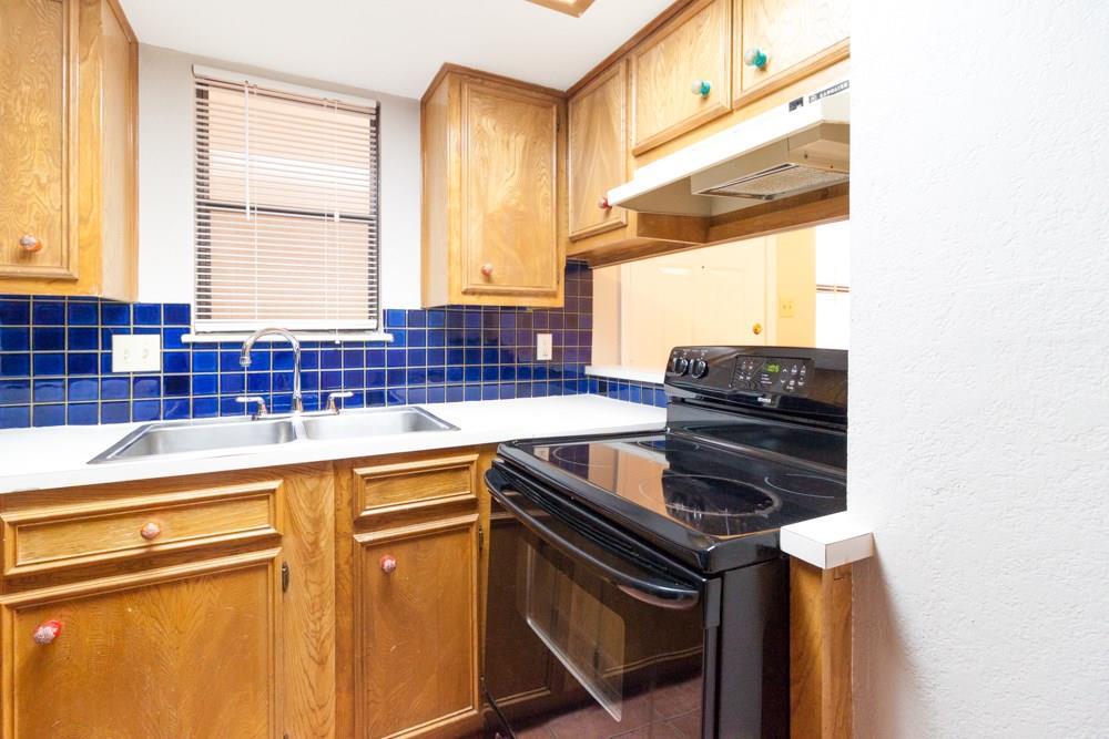 706 W 22nd St # 307, Austin, TX 78705