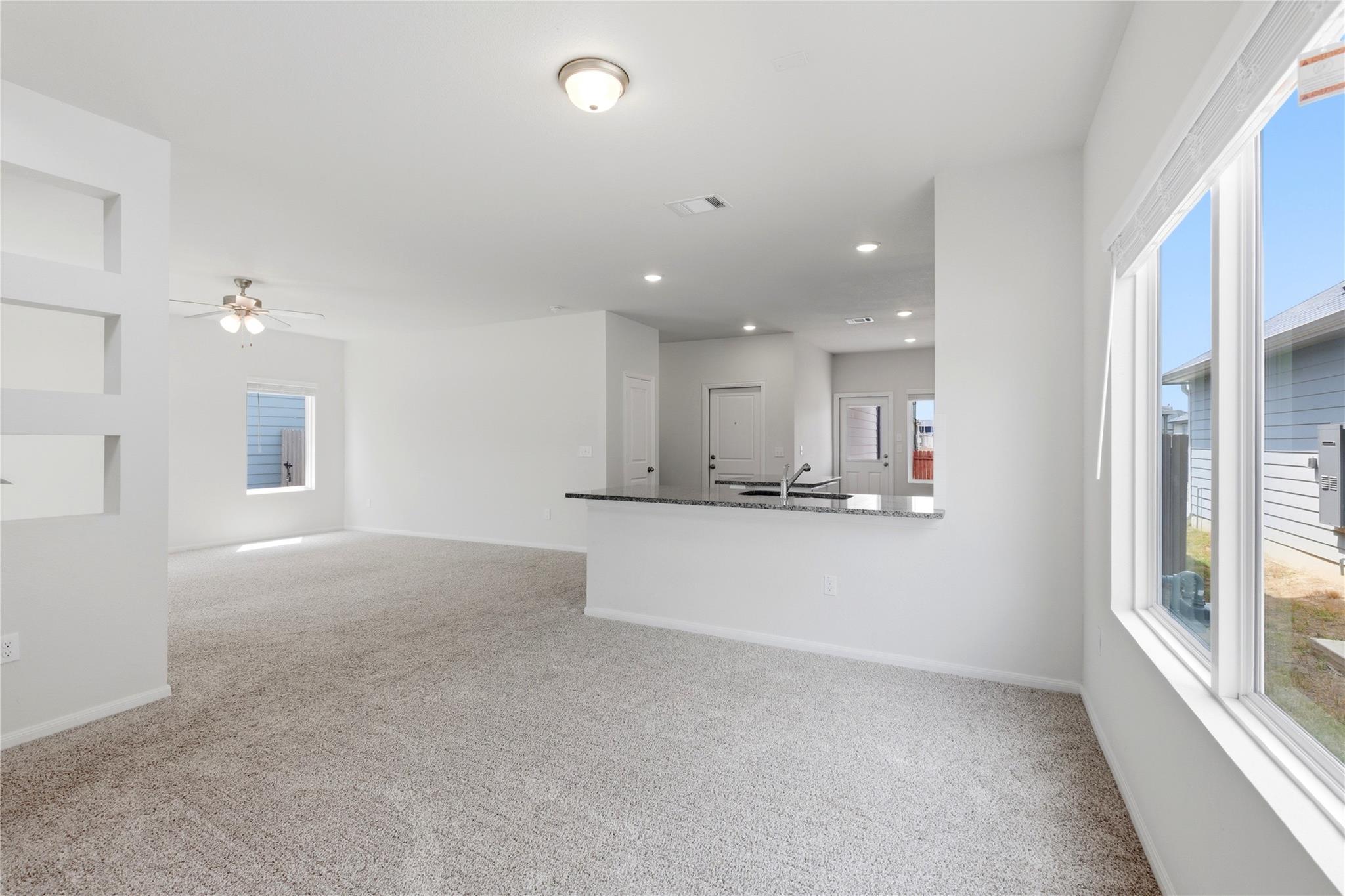 141 Everglades Dr, Kyle, TX 78640