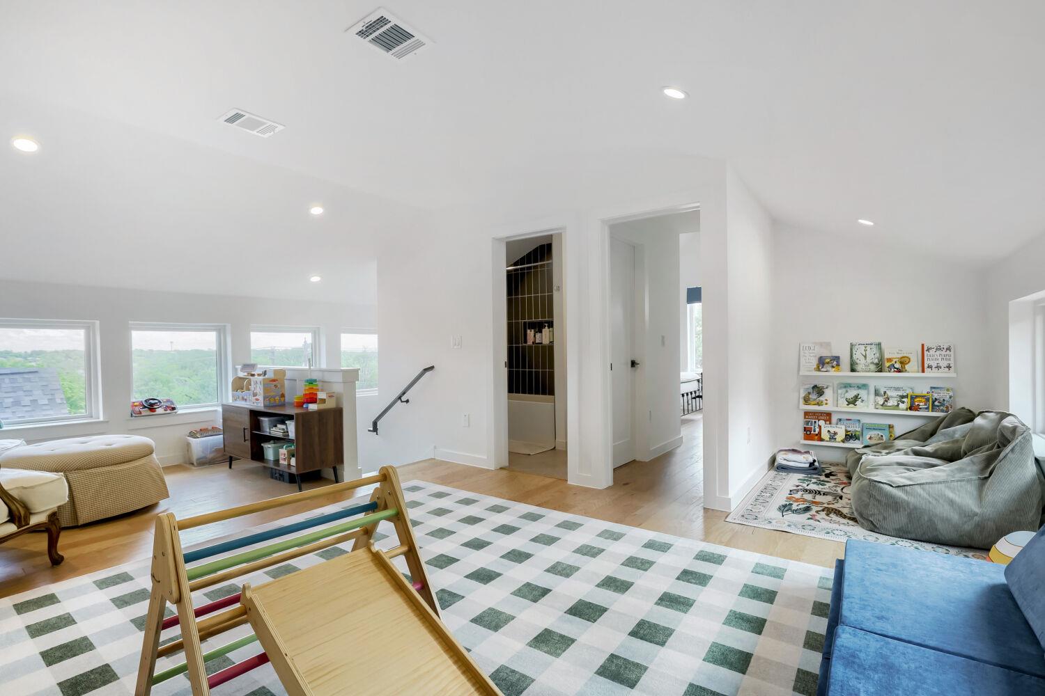 4804 Ribbecke Ave # A, Austin, TX 78721