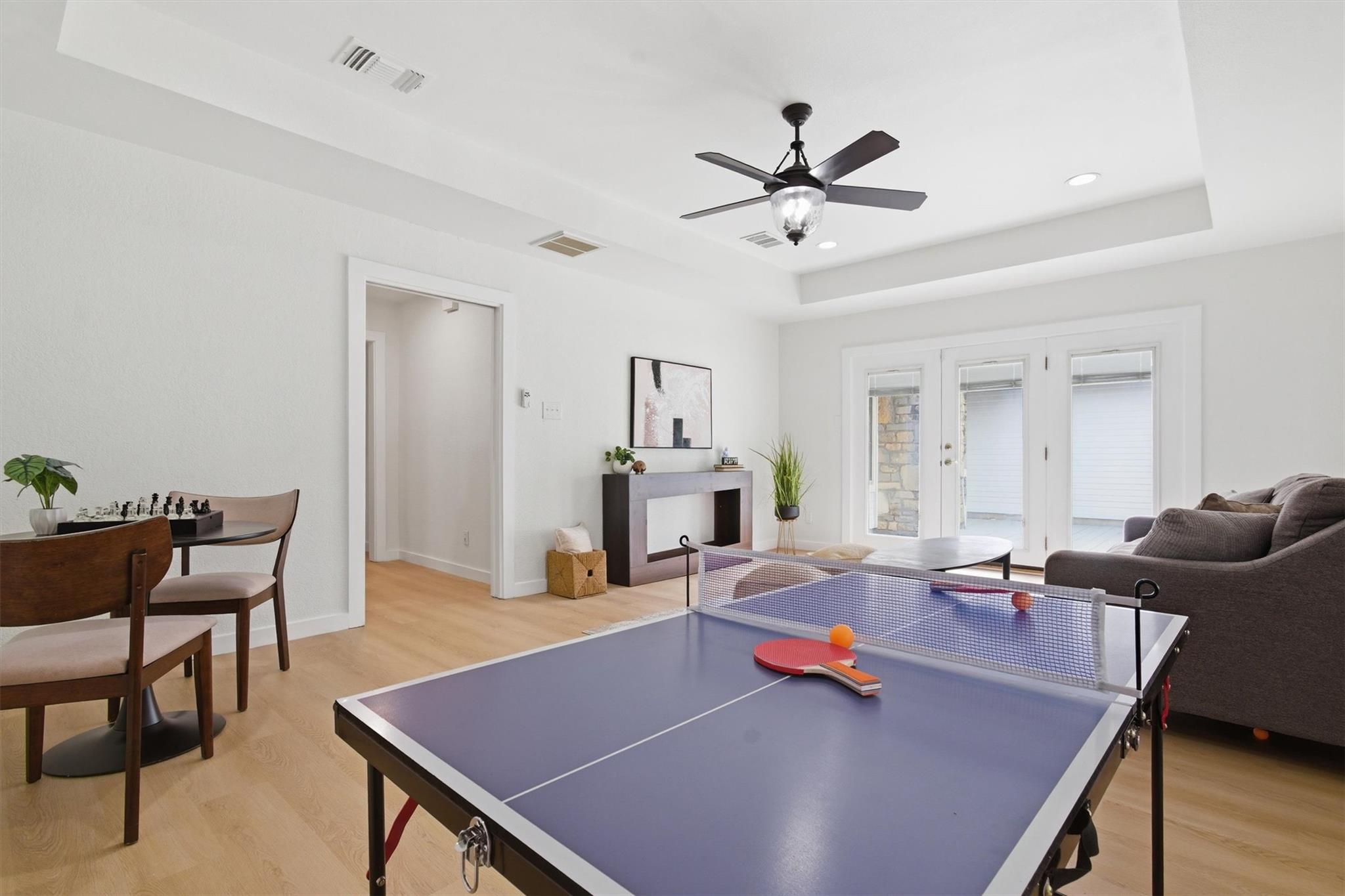 201 Towhee Dr, Buda, TX 78610