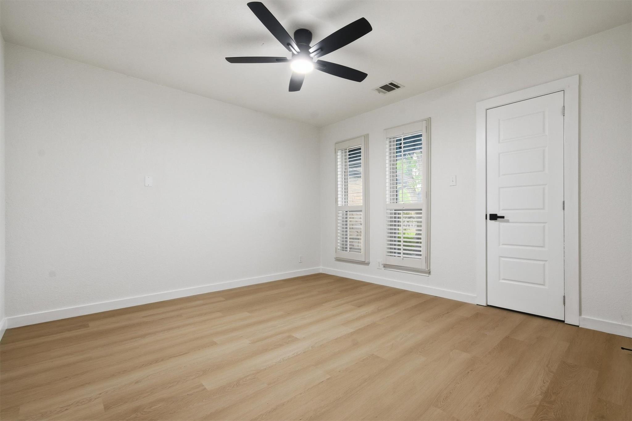 201 Towhee Dr, Buda, TX 78610