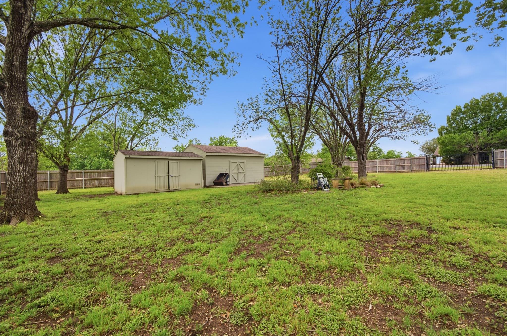 201 Towhee Dr, Buda, TX 78610