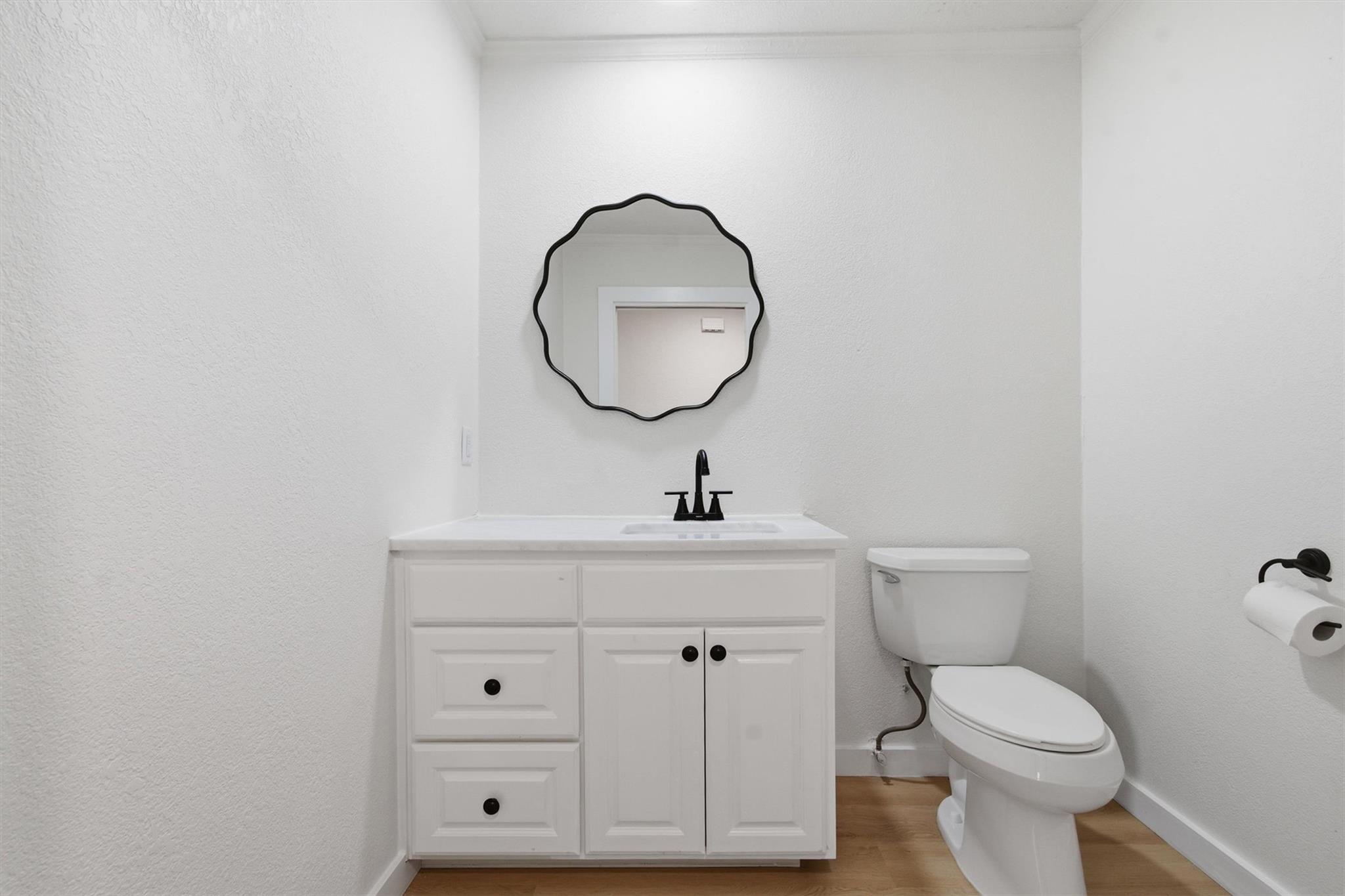 201 Towhee Dr, Buda, TX 78610