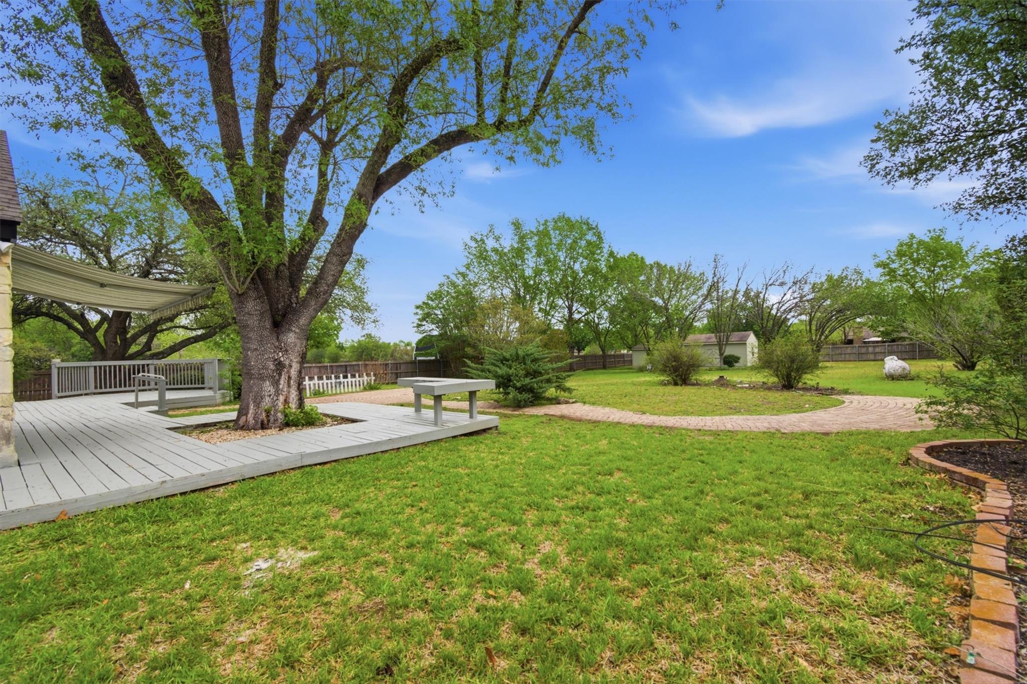 201 Towhee Dr, Buda, TX 78610