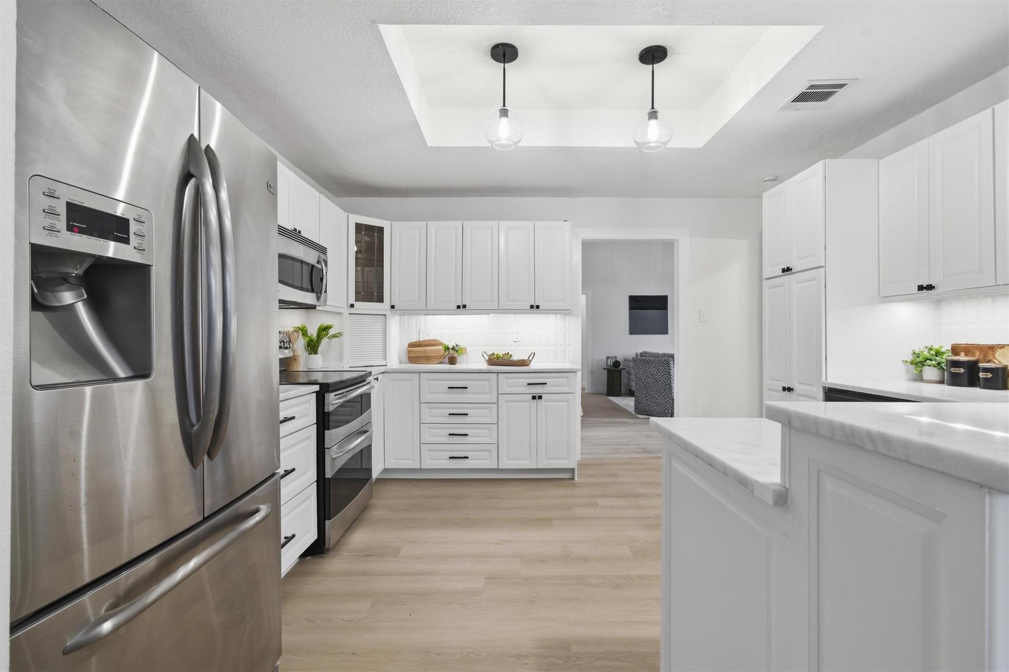 201 Towhee Dr, Buda, TX 78610