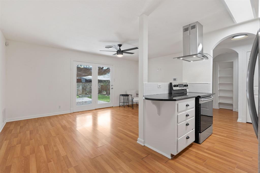 2407 Southland Dr, Austin, TX 78704