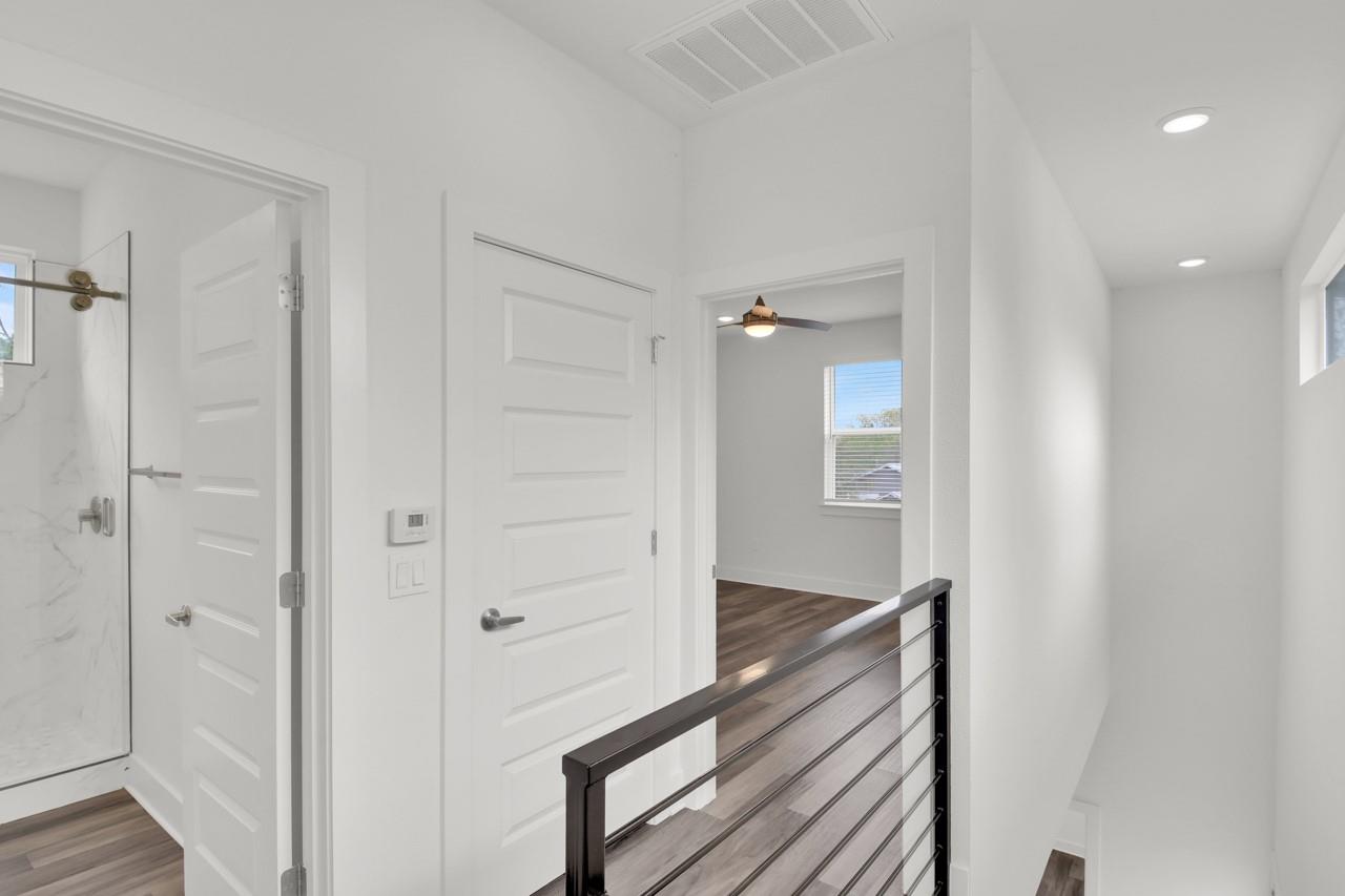 6325 Ponca St # B, Austin, TX 78741