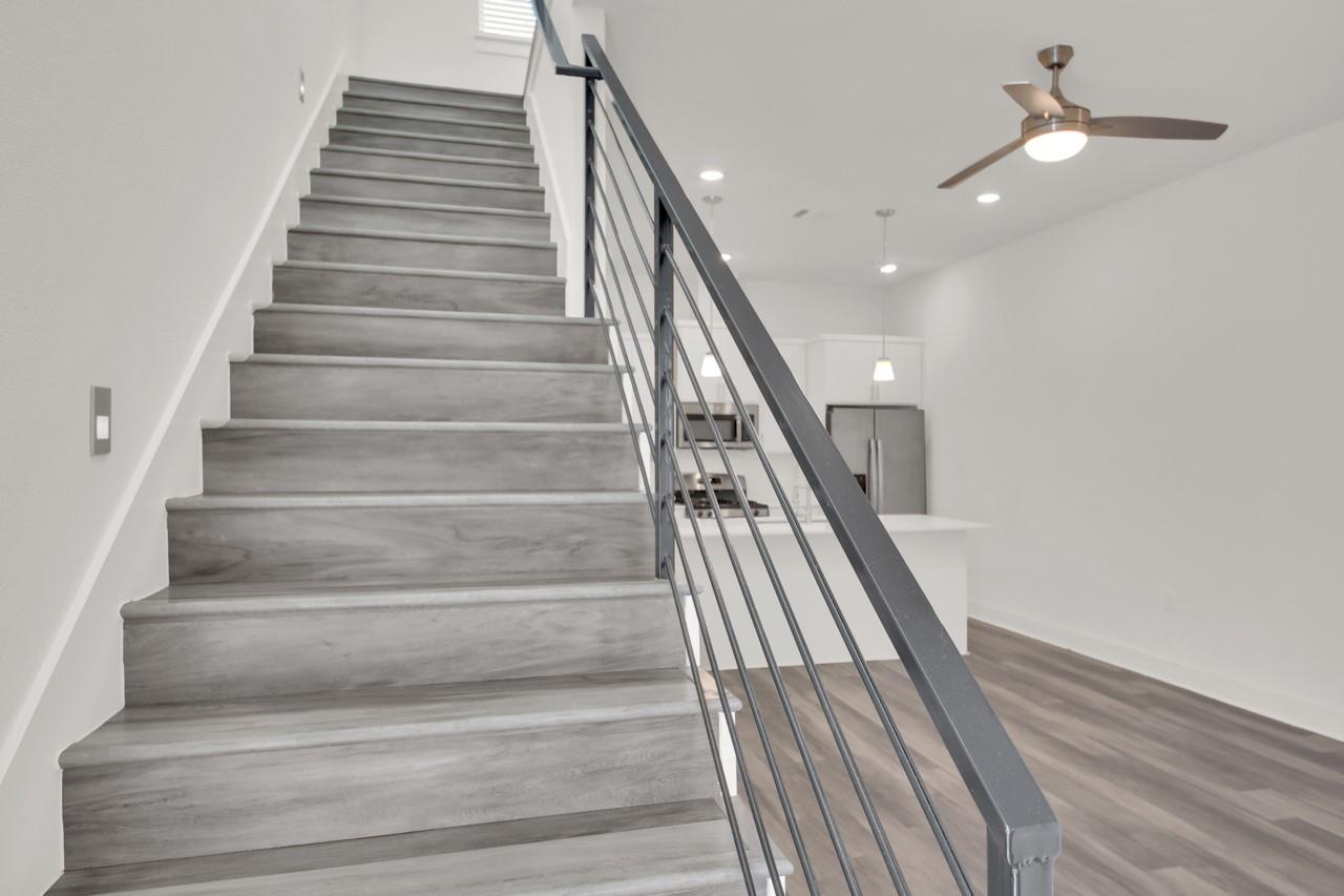 6325 Ponca St # B, Austin, TX 78741