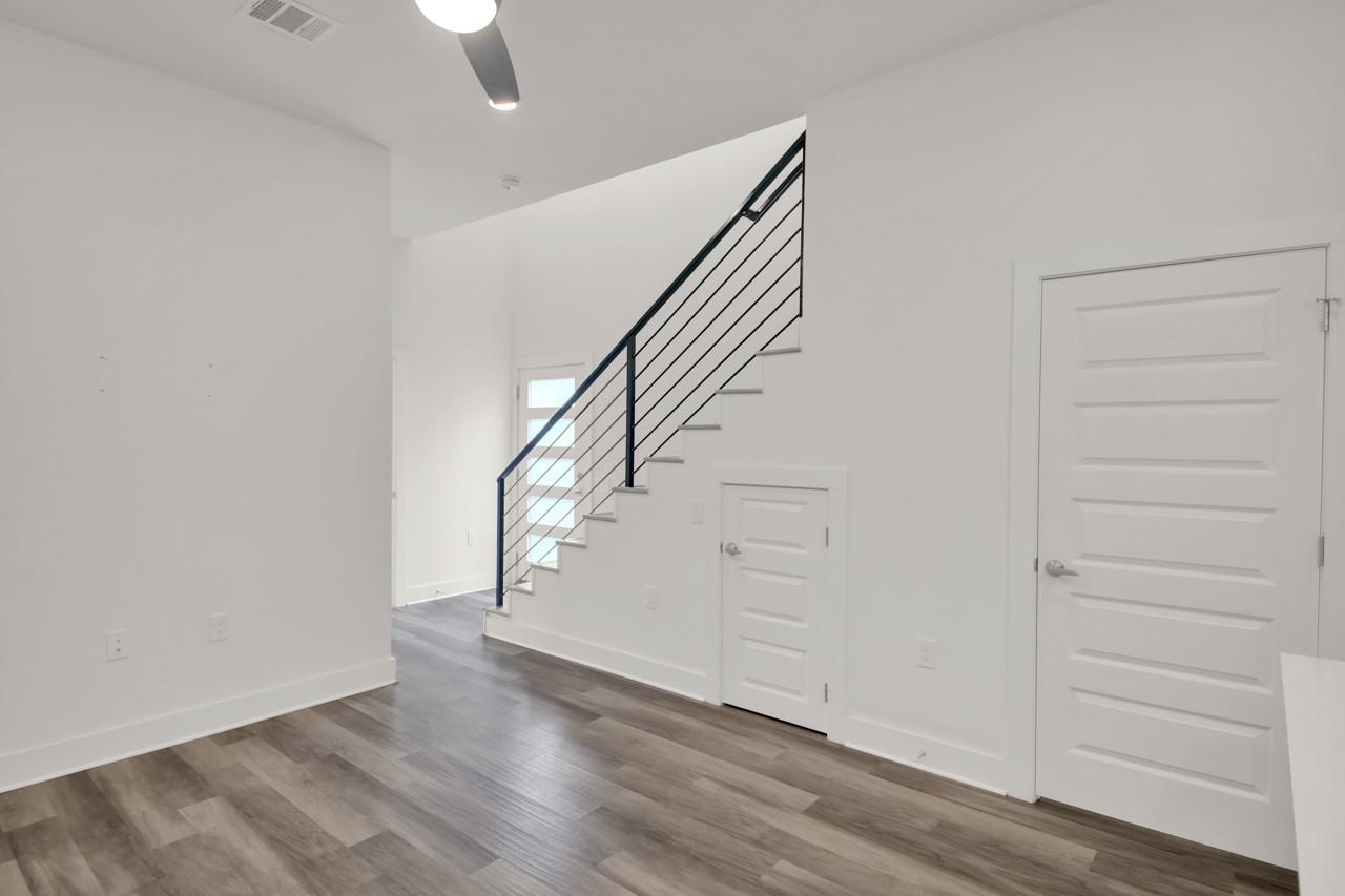 6325 Ponca St # B, Austin, TX 78741