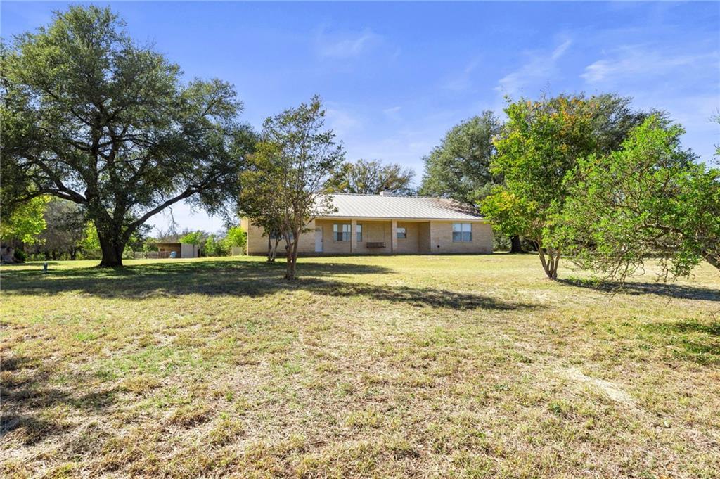 100 County Road 204, Liberty Hill, TX 78642