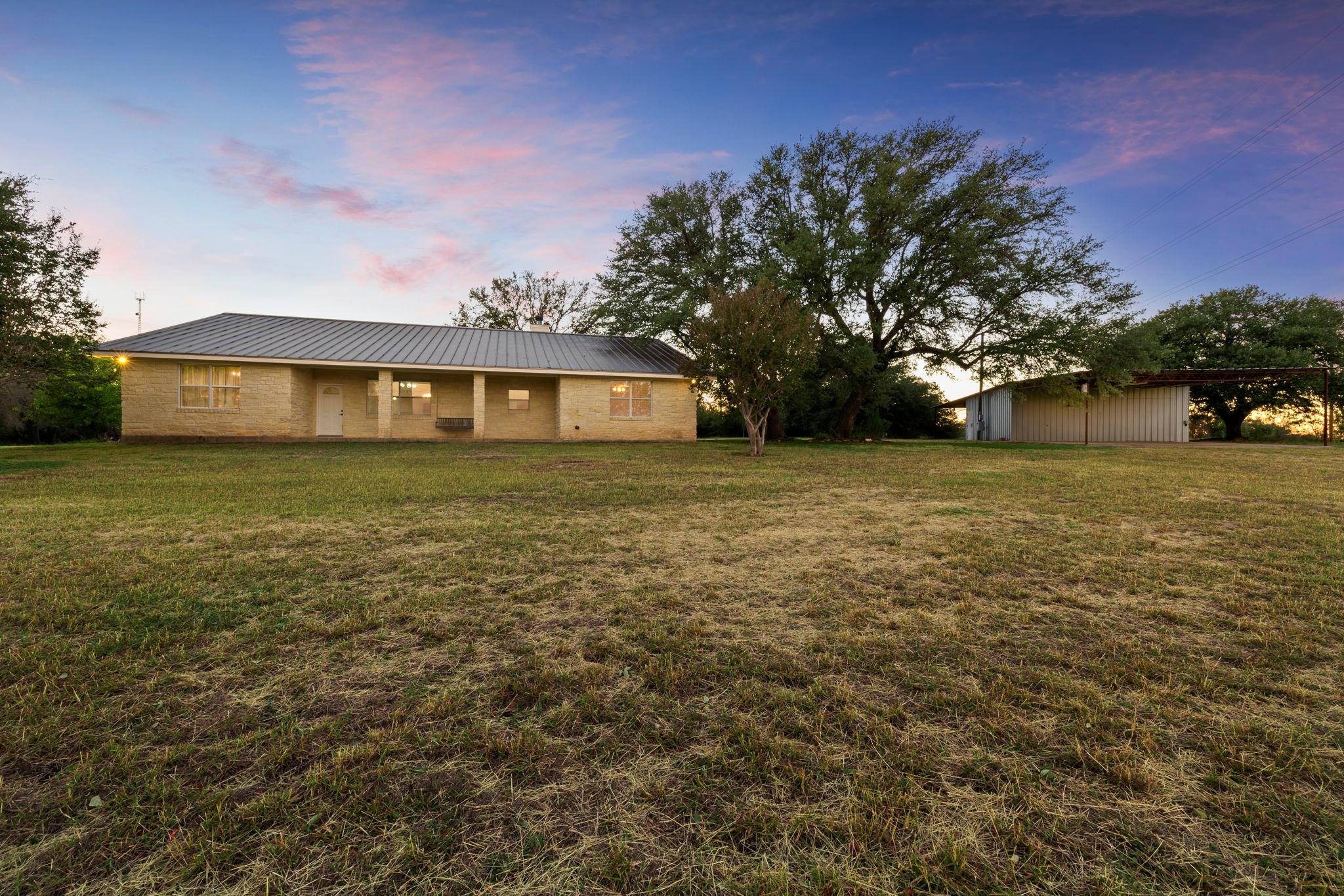 100 County Road 204, Liberty Hill, TX 78642