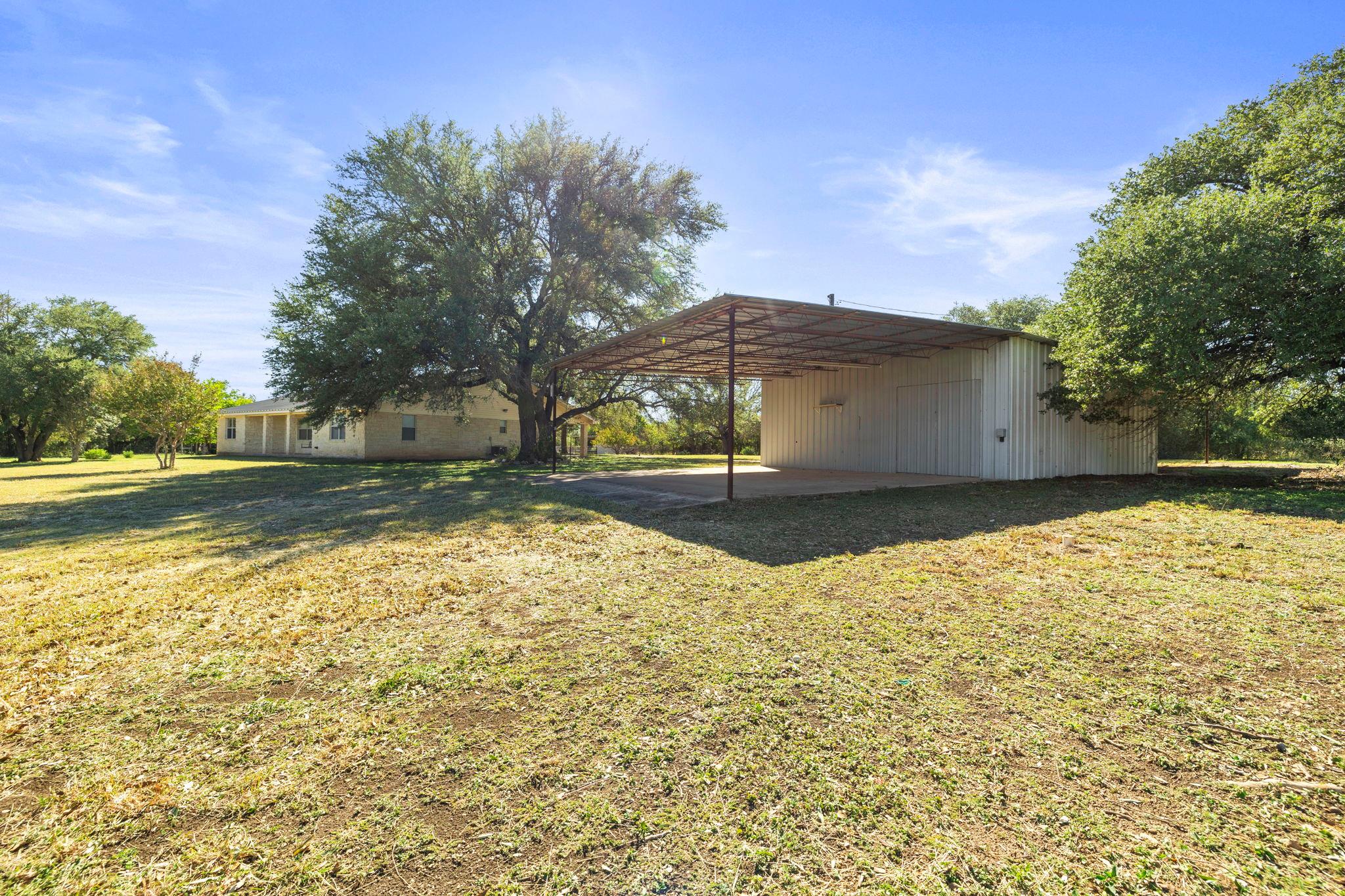 100 County Road 204, Liberty Hill, TX 78642