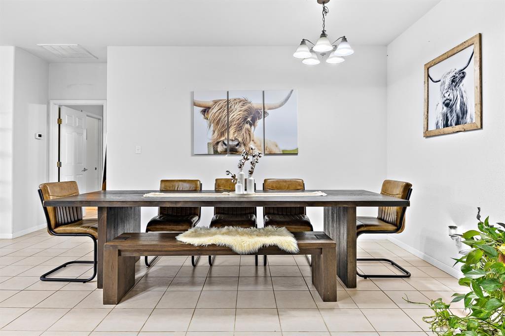 100 County Road 204, Liberty Hill, TX 78642