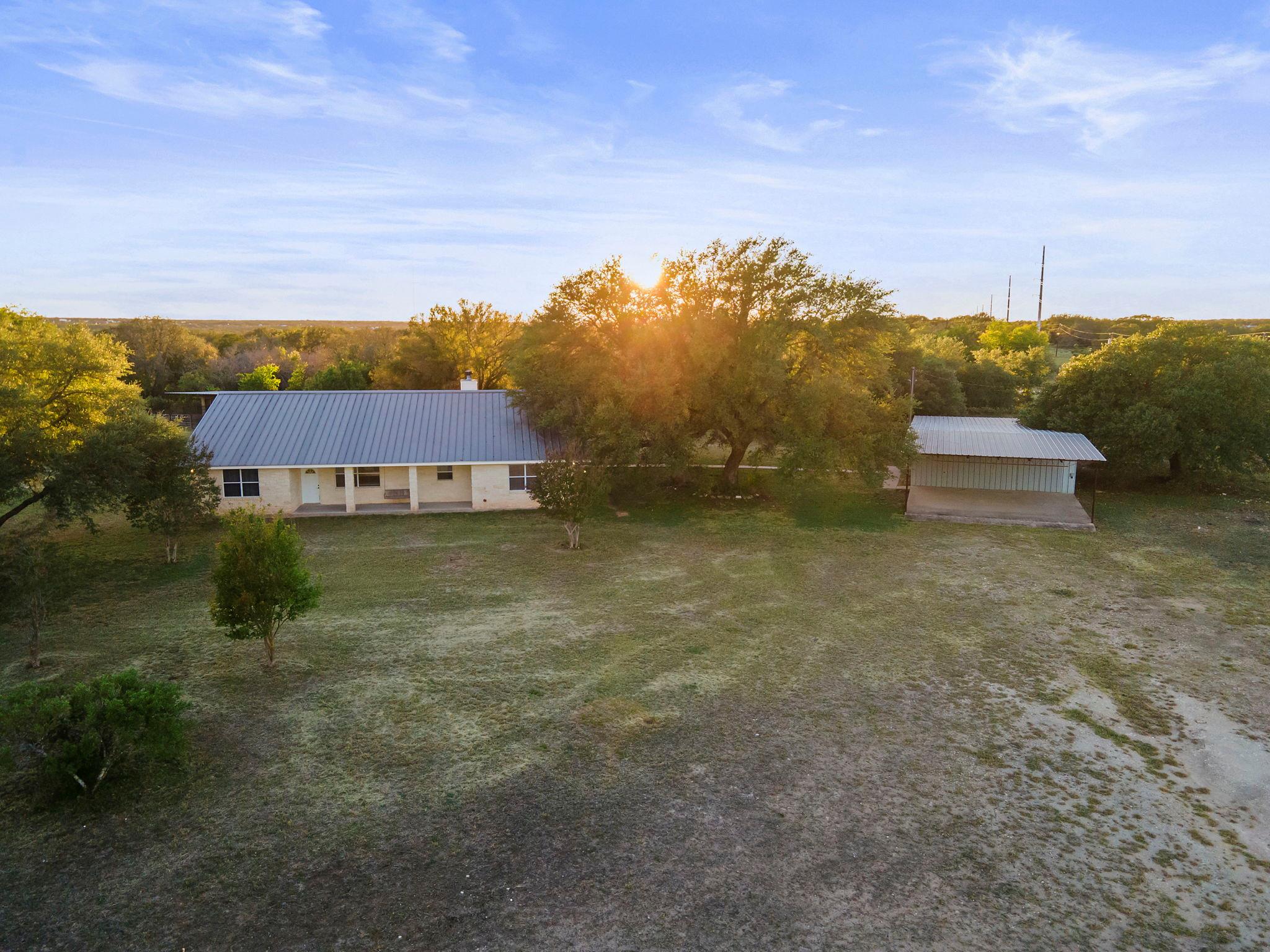 100 County Road 204, Liberty Hill, TX 78642