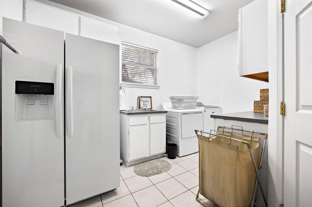 100 County Road 204, Liberty Hill, TX 78642