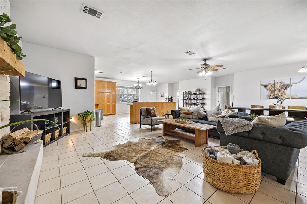 100 County Road 204, Liberty Hill, TX 78642