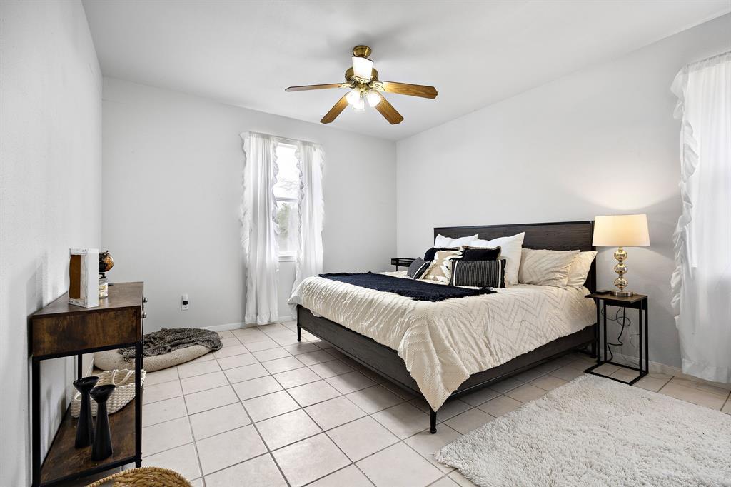 100 County Road 204, Liberty Hill, TX 78642