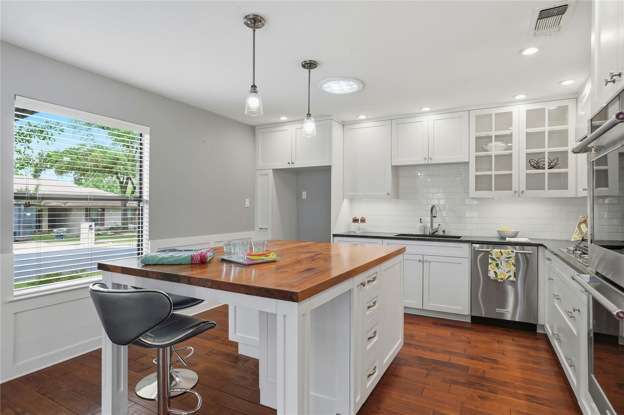 11522 Antigua Dr, Austin, TX 78759