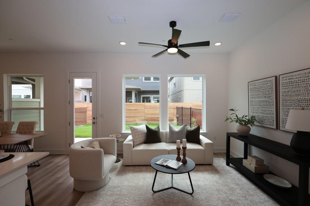 1025 Brickell Loop, Austin, TX 78744